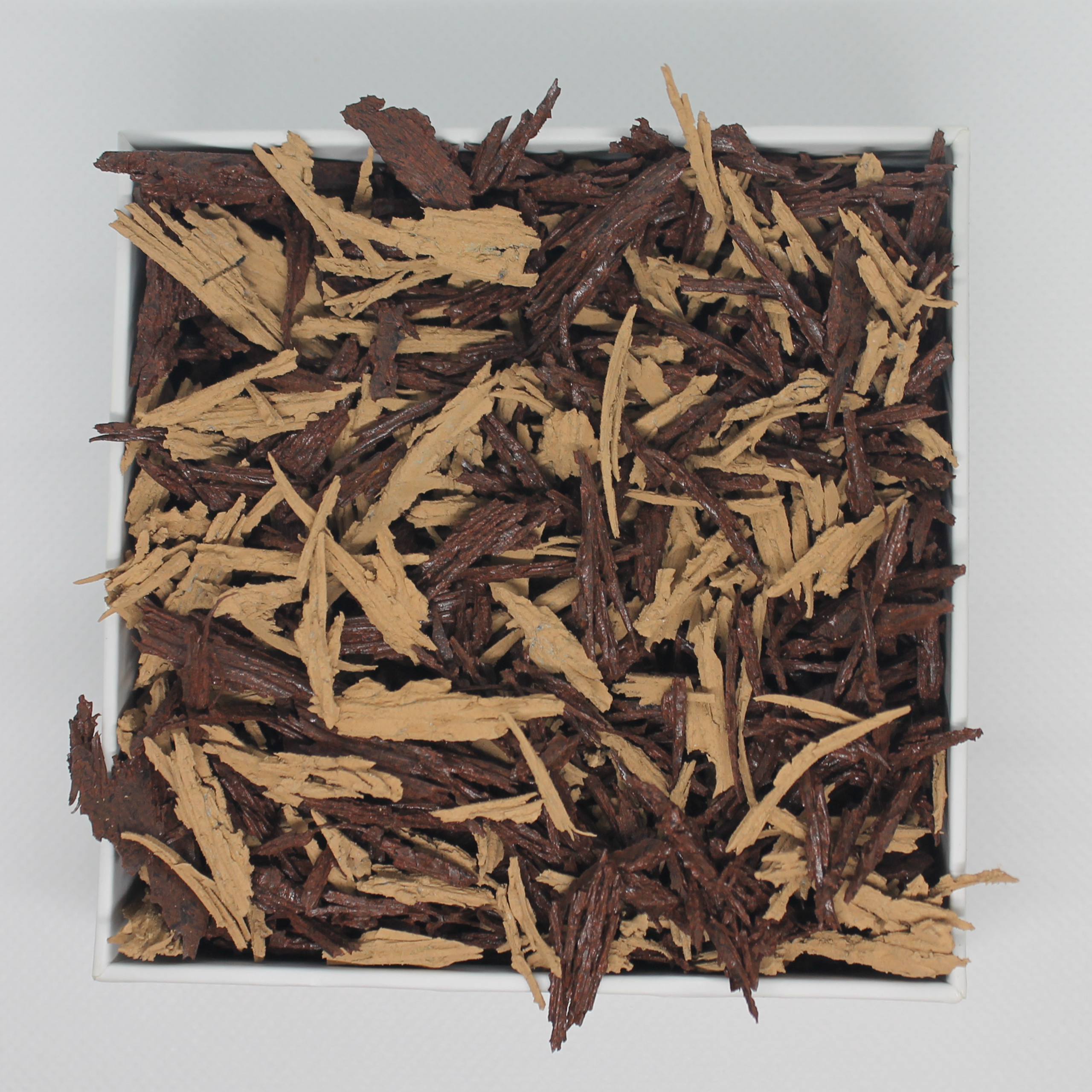 ОКРАШЕННАЯ МУЛЬЧА. Recro