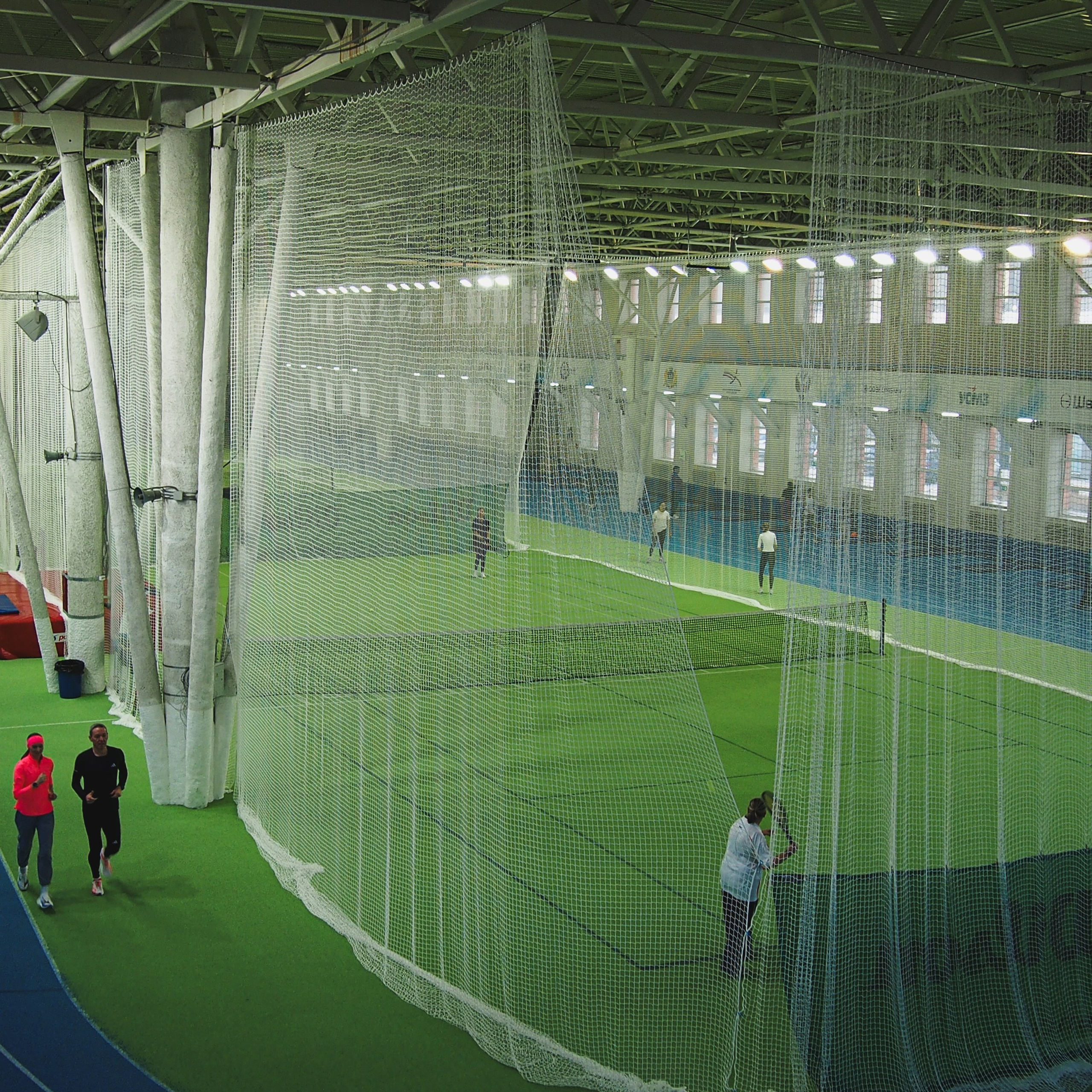 Манеж Луч. Recro