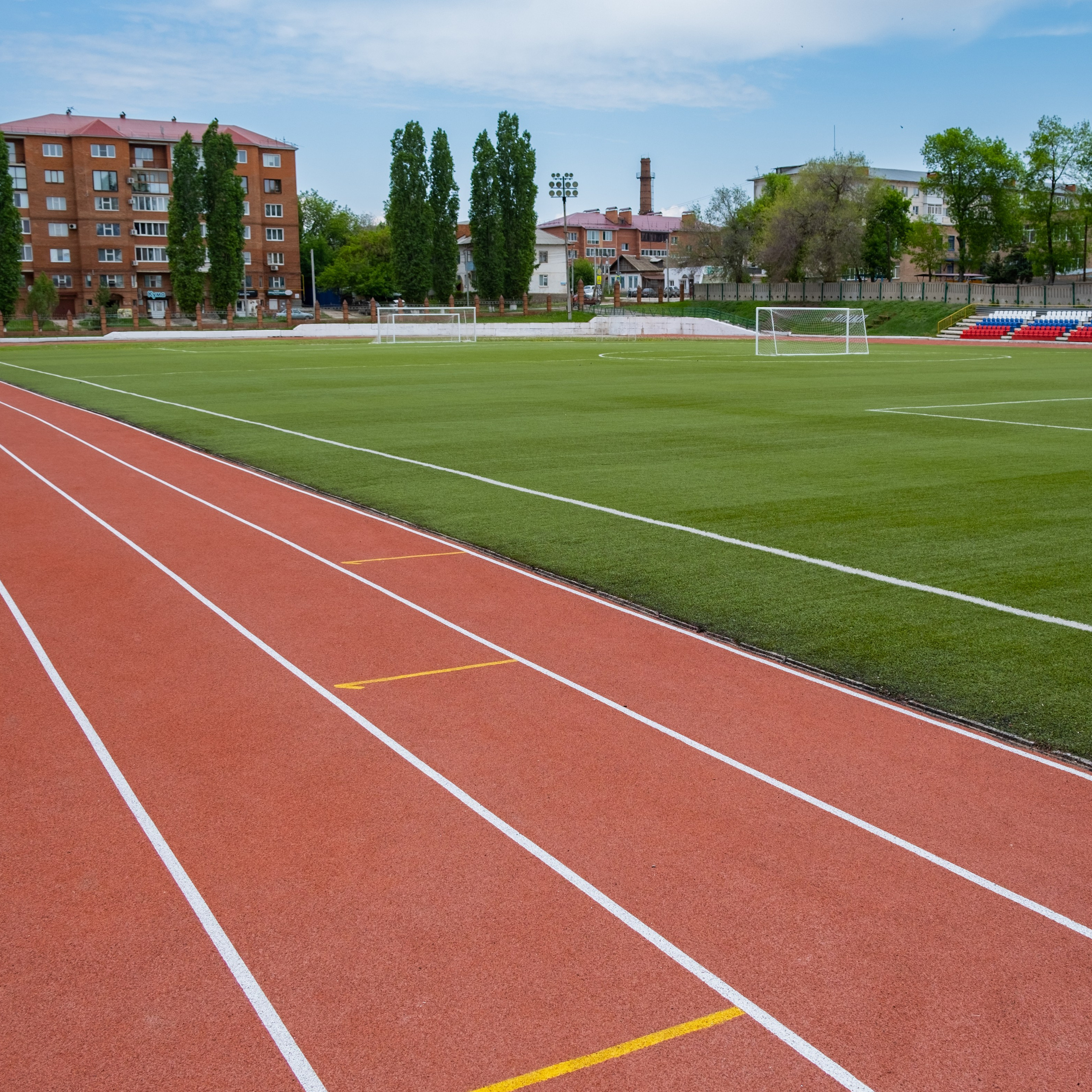 СТАДИОН БУГУРУСЛАН. Recro