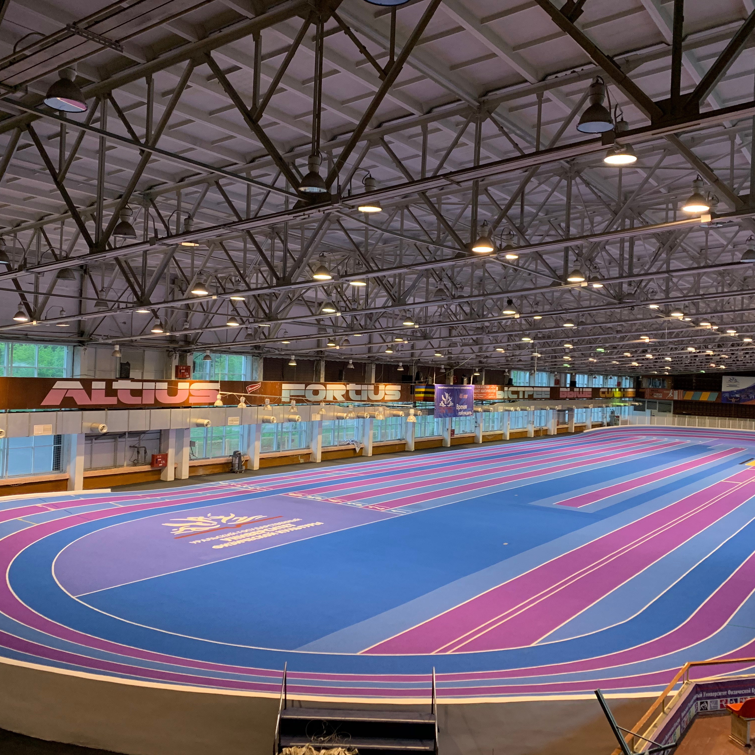 Манеж УРАЛГУФК Челябинск. Recro