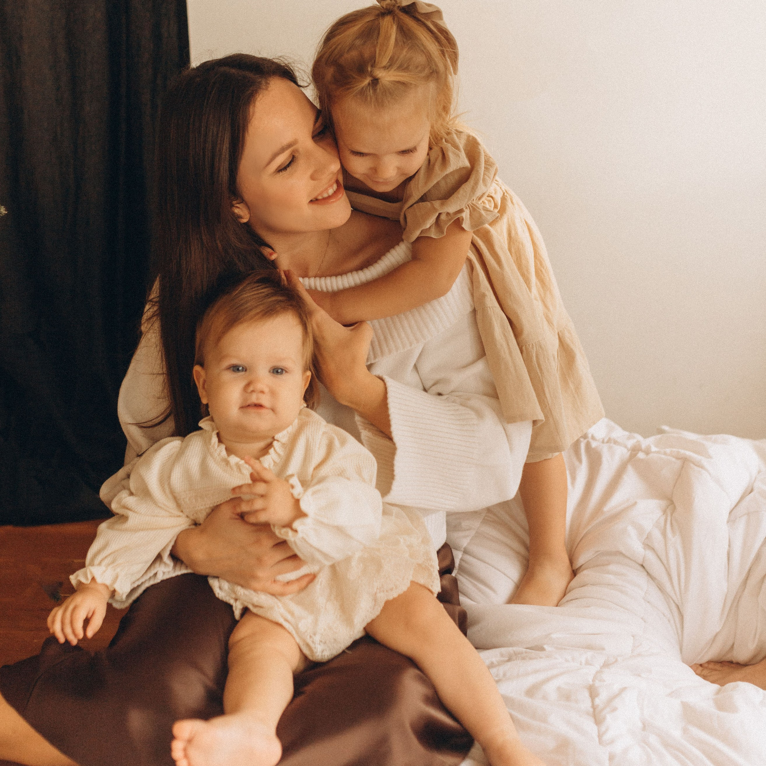 Виктория с&nbsp;семьей