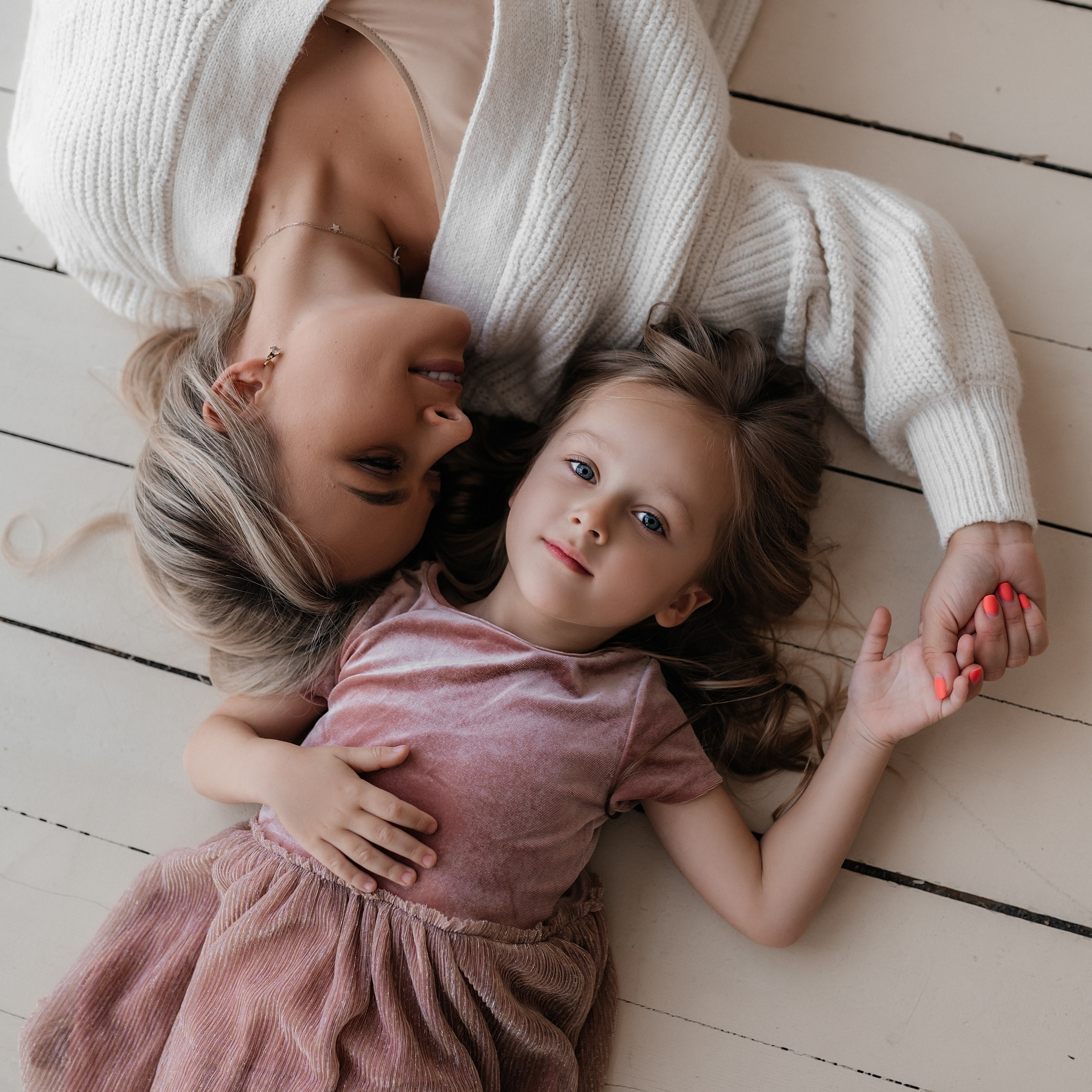 Саша и Полина. Студия