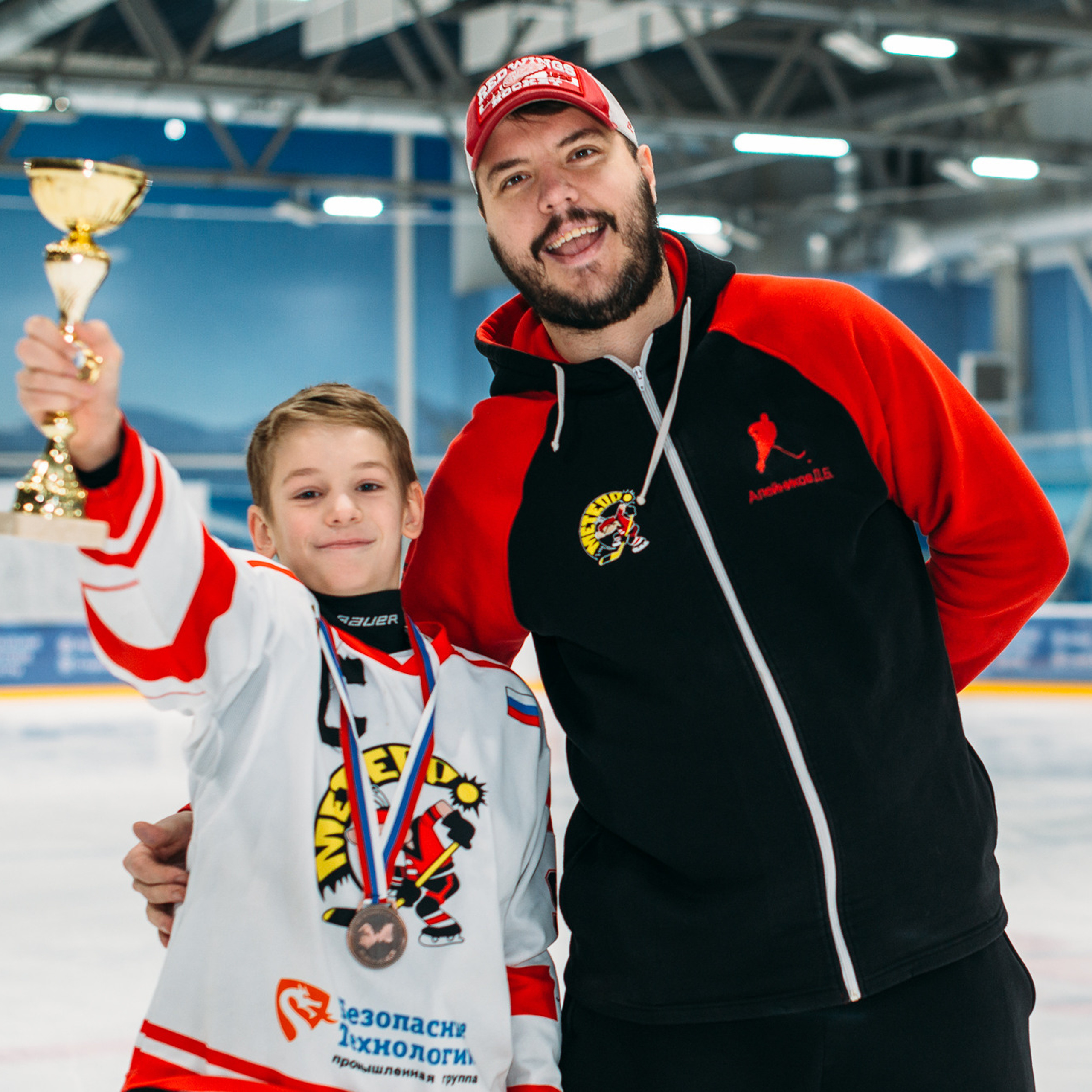 Награждение юных хоккеистов