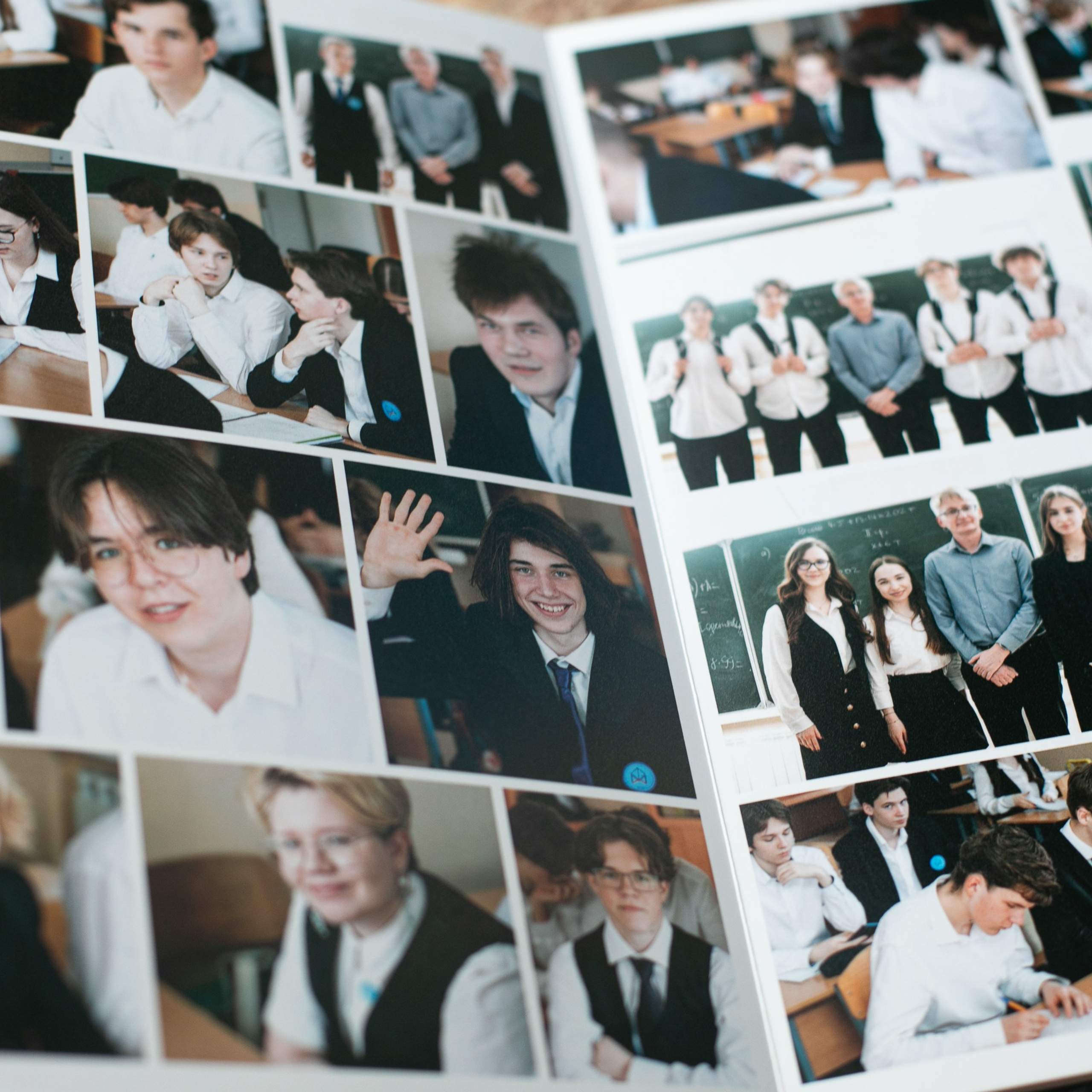 Фотокниги с общей вёрсткой для старших классов. Выпускные альбомы, портретная съёмка в школах и садиках