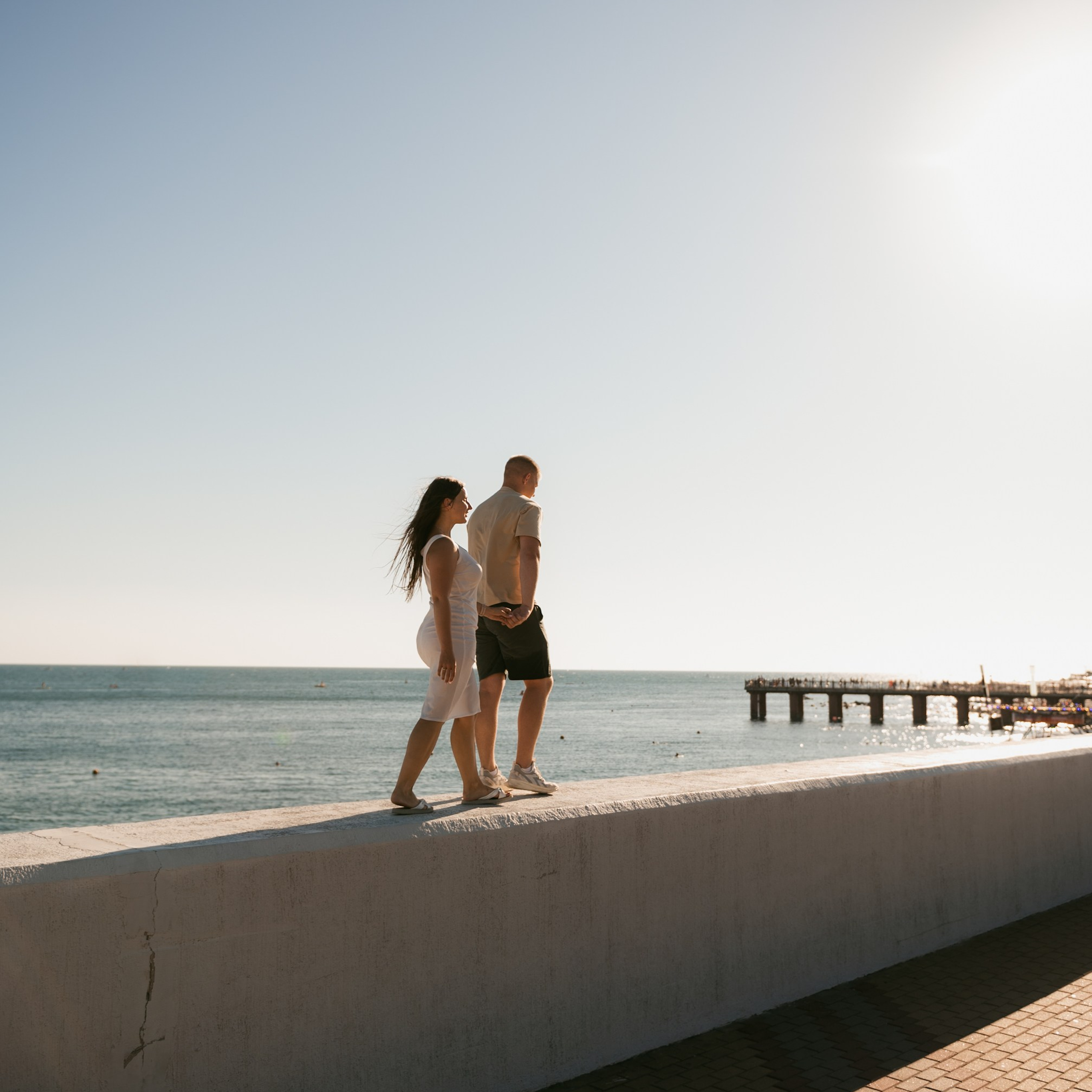 Лавстори пальмы и море