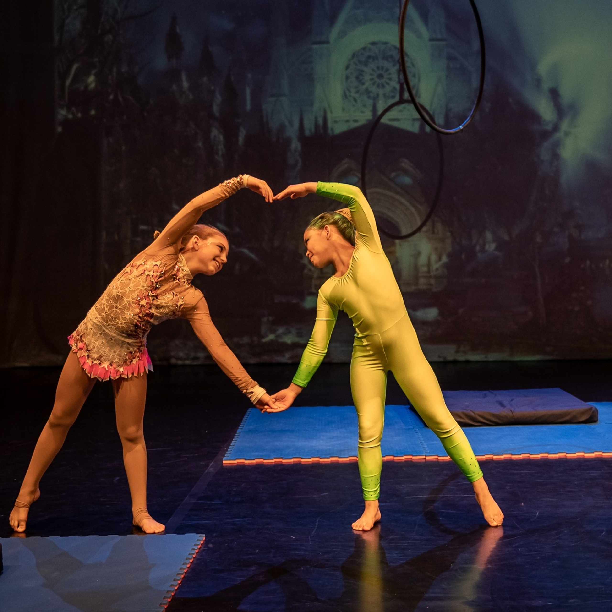 Отчетное выступление студии воздушной гимнастики Sport Evolution