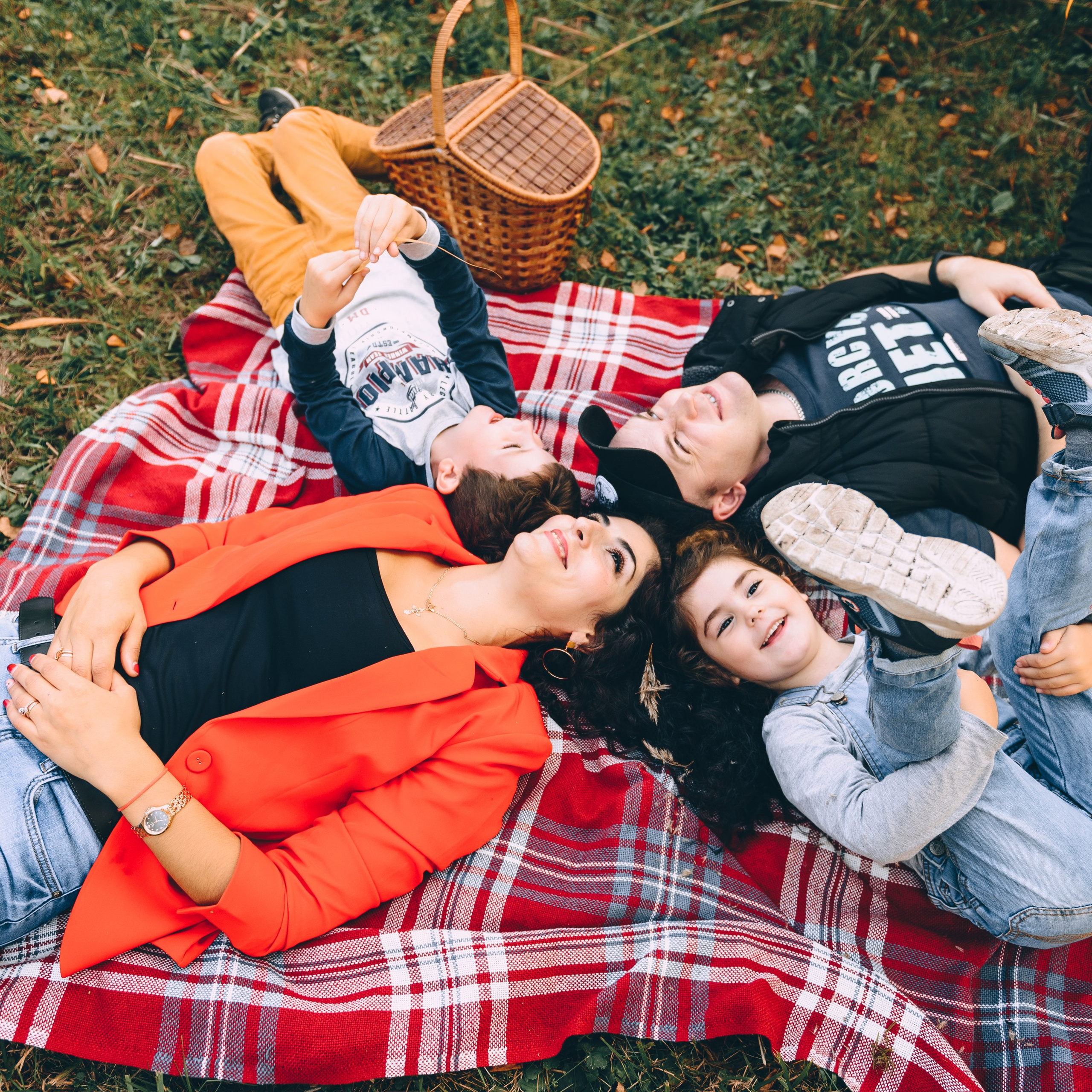 Золотая осень, парки, любовь