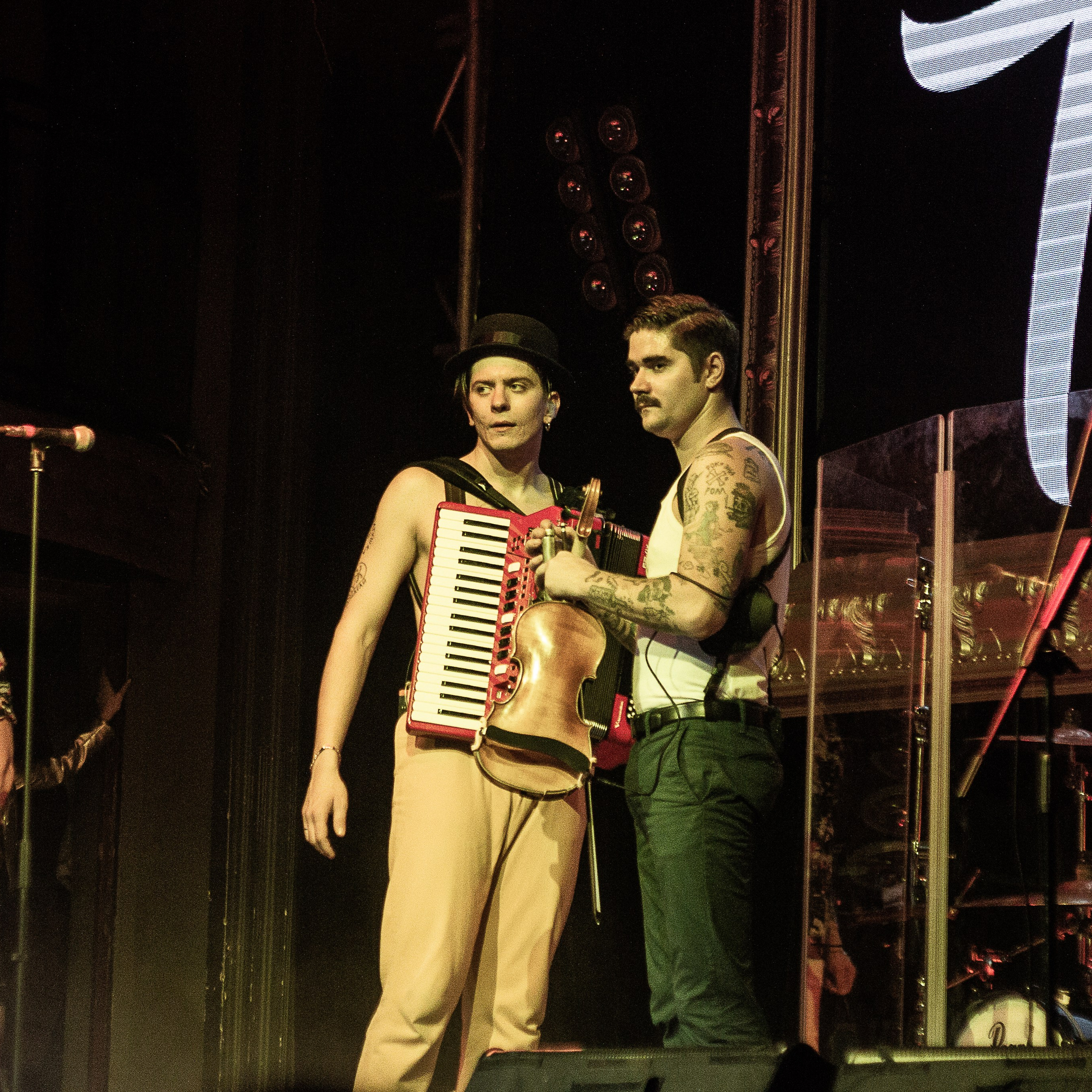 The Hatters. YUUJIN PHOTO — Фотограф, преподаватель, режиссер в разных жанрах