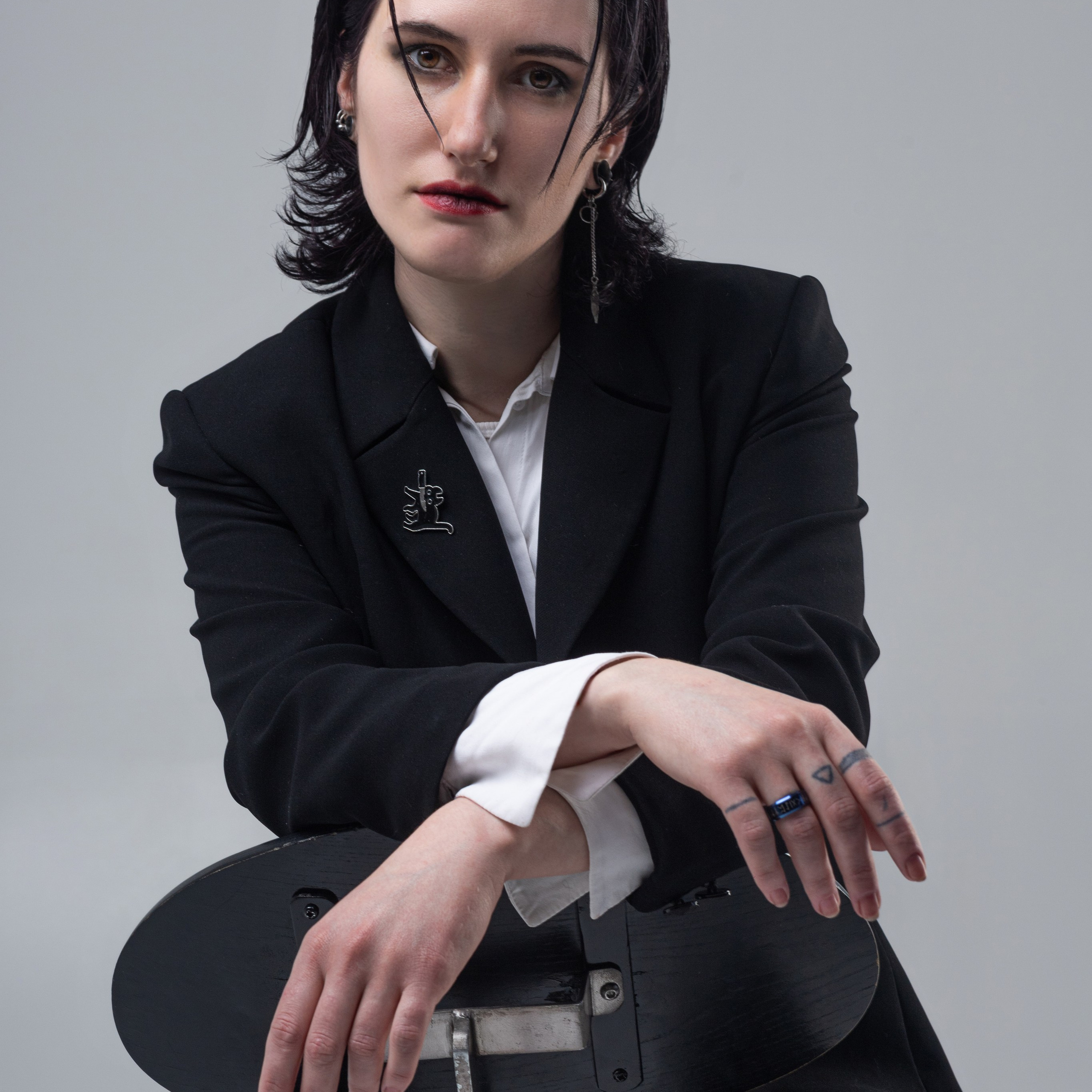 ESTEL. YUUJIN PHOTO — Фотограф, преподаватель, режиссер в разных жанрах