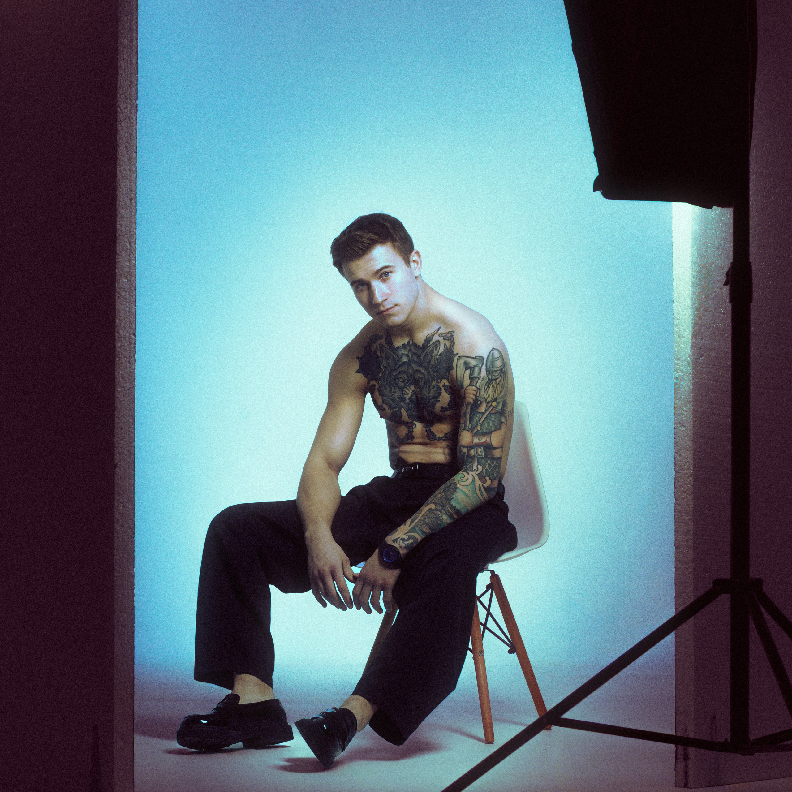 ASH BLOOM. YUUJIN PHOTO — Фотограф, преподаватель, режиссер в разных жанрах