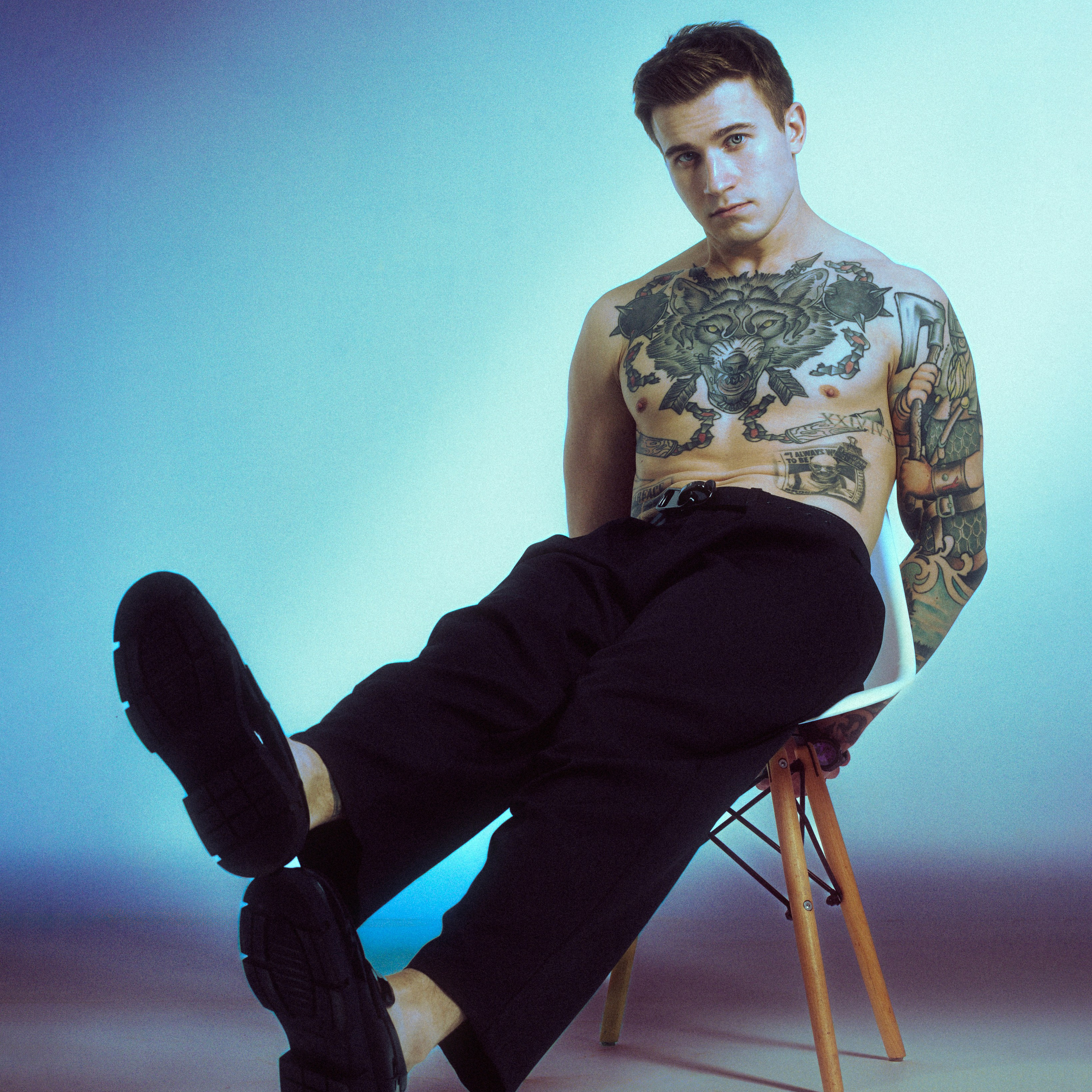 ASH BLOOM. YUUJIN PHOTO — Фотограф, преподаватель, режиссер в разных жанрах