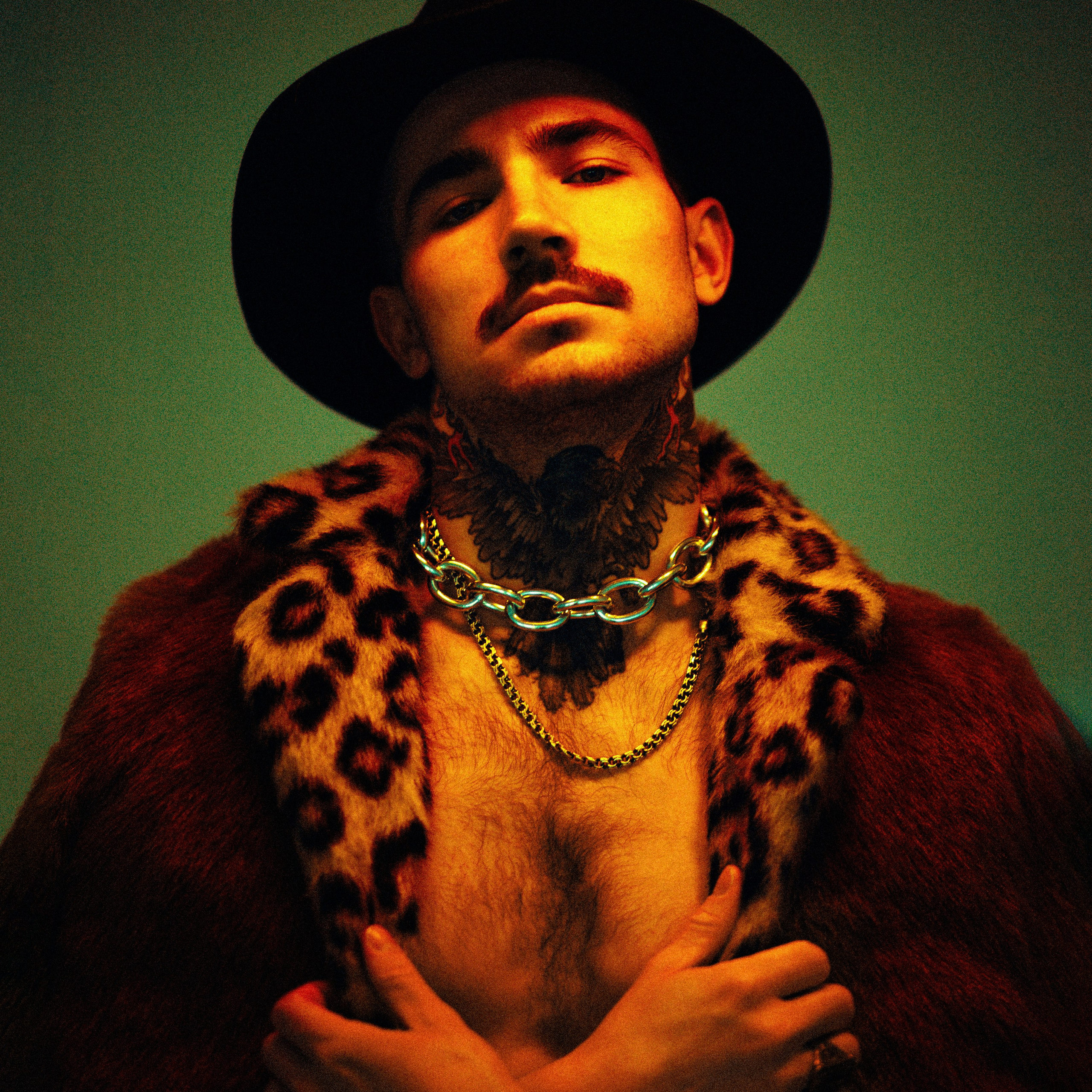 ALL IN. YUUJIN PHOTO — Фотограф, преподаватель, режиссер в разных жанрах