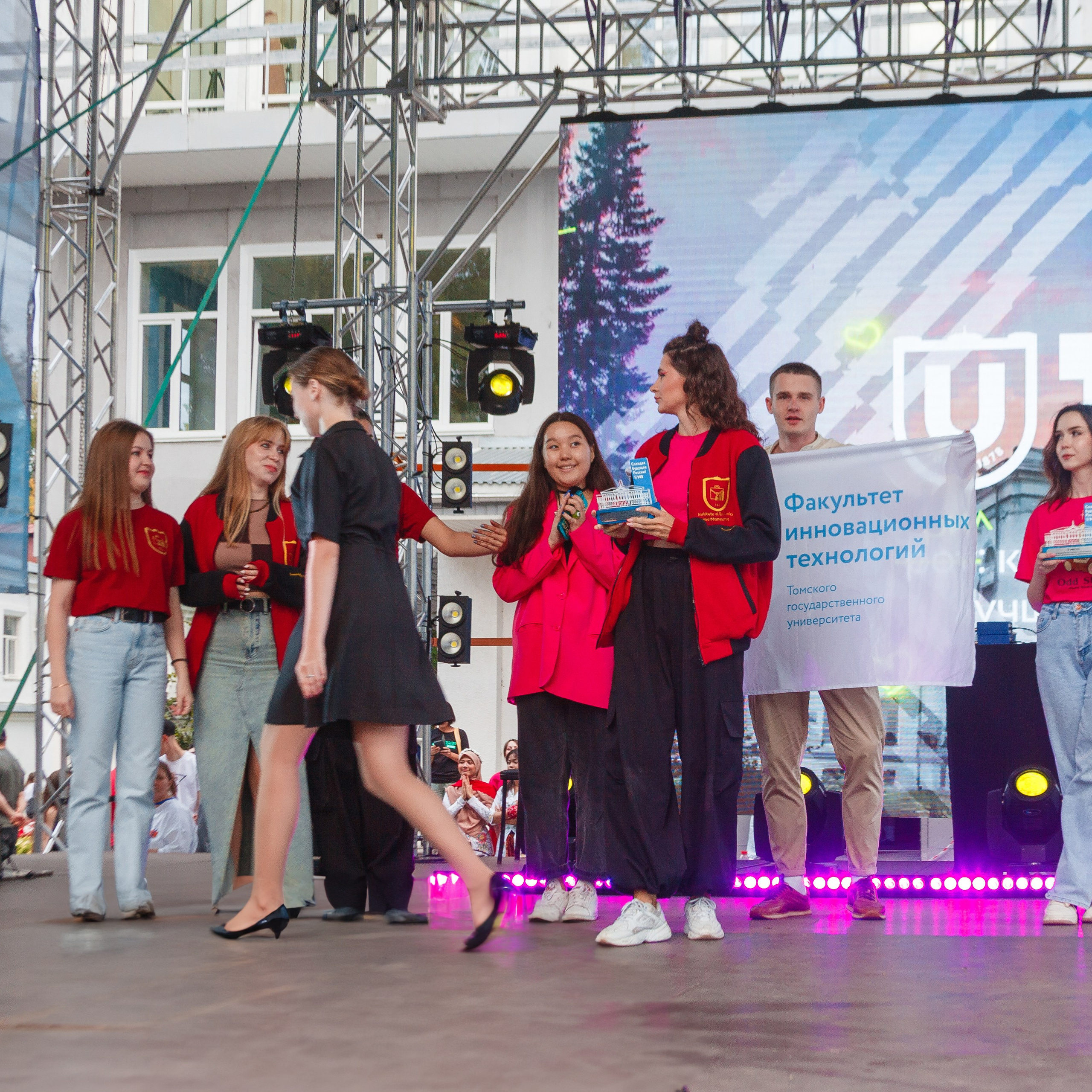 День Знаний ТГУ. YUUJIN PHOTO — Фотограф, преподаватель, режиссер в разных жанрах