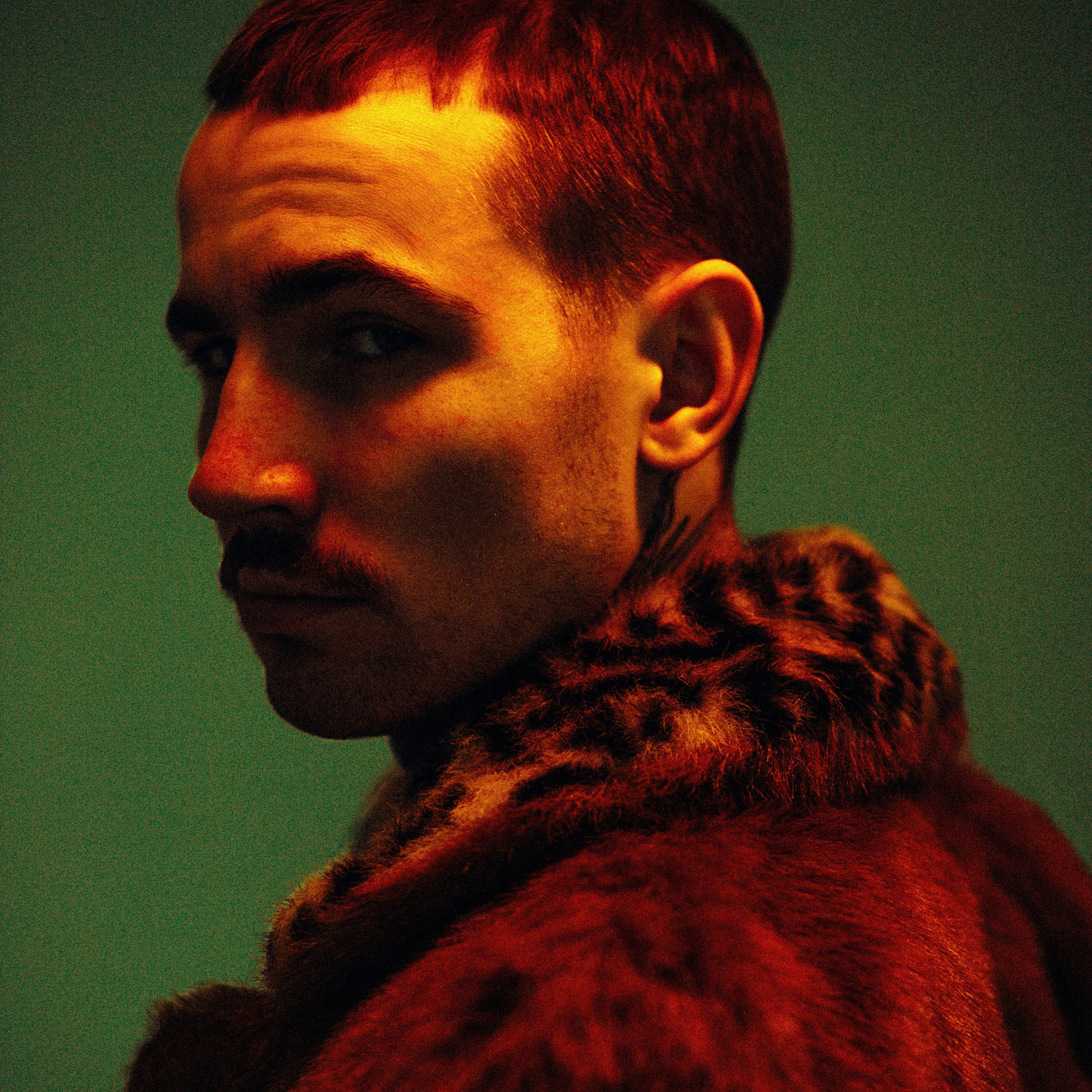 ALL IN. YUUJIN PHOTO — Фотограф, преподаватель, режиссер в разных жанрах