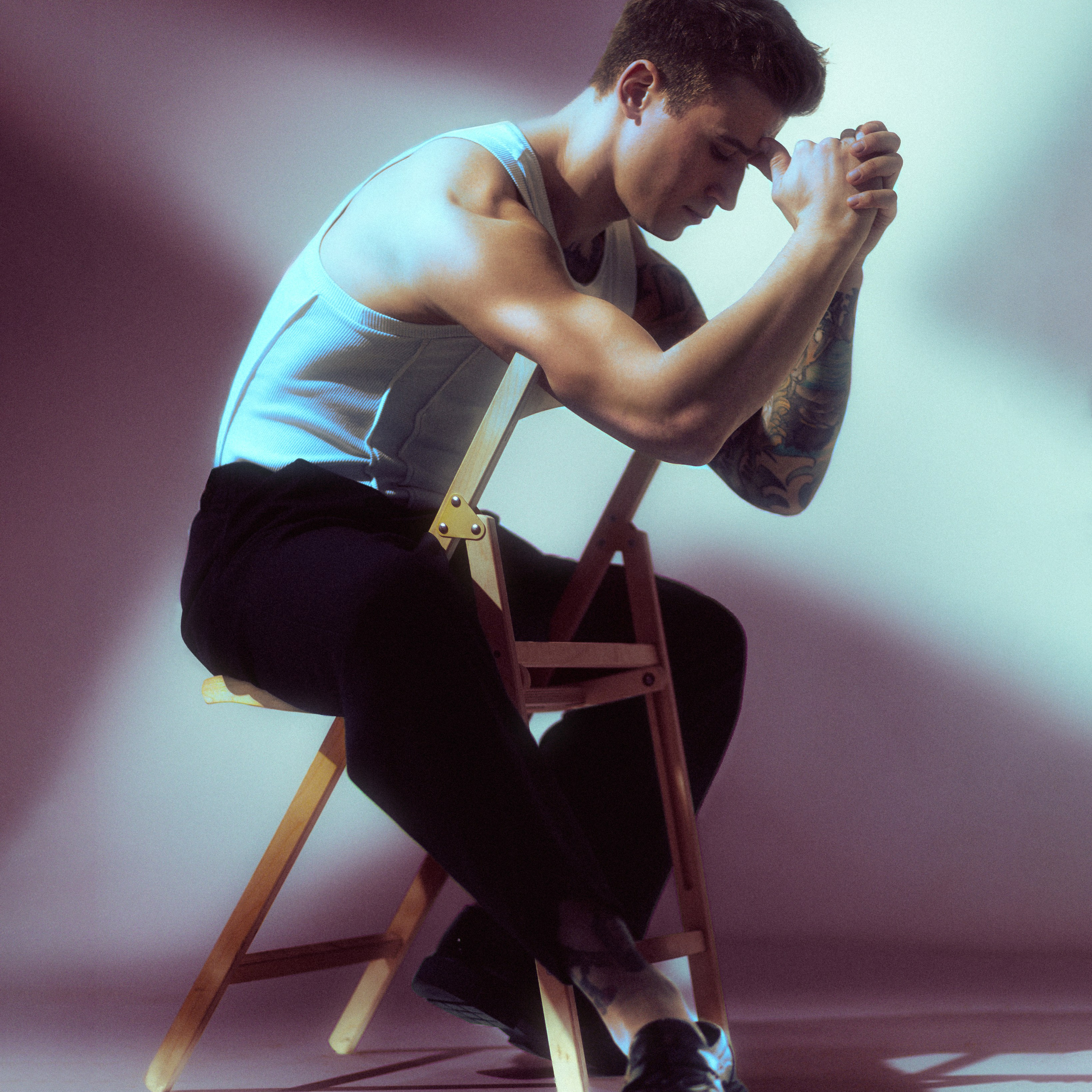 ASH BLOOM. YUUJIN PHOTO — Фотограф, преподаватель, режиссер в разных жанрах