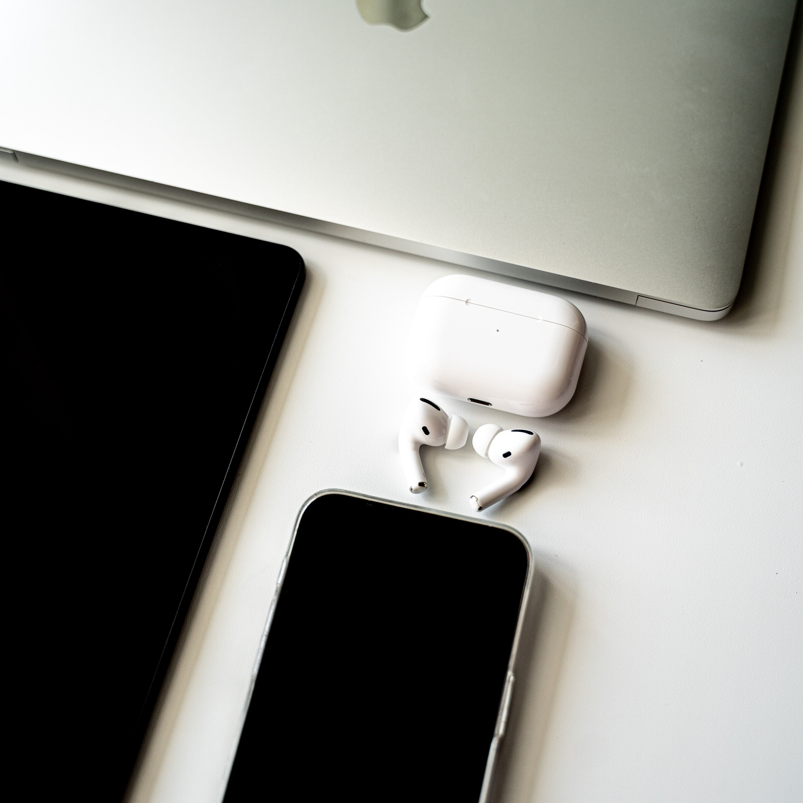 Предметная фотосъемка. Наушники