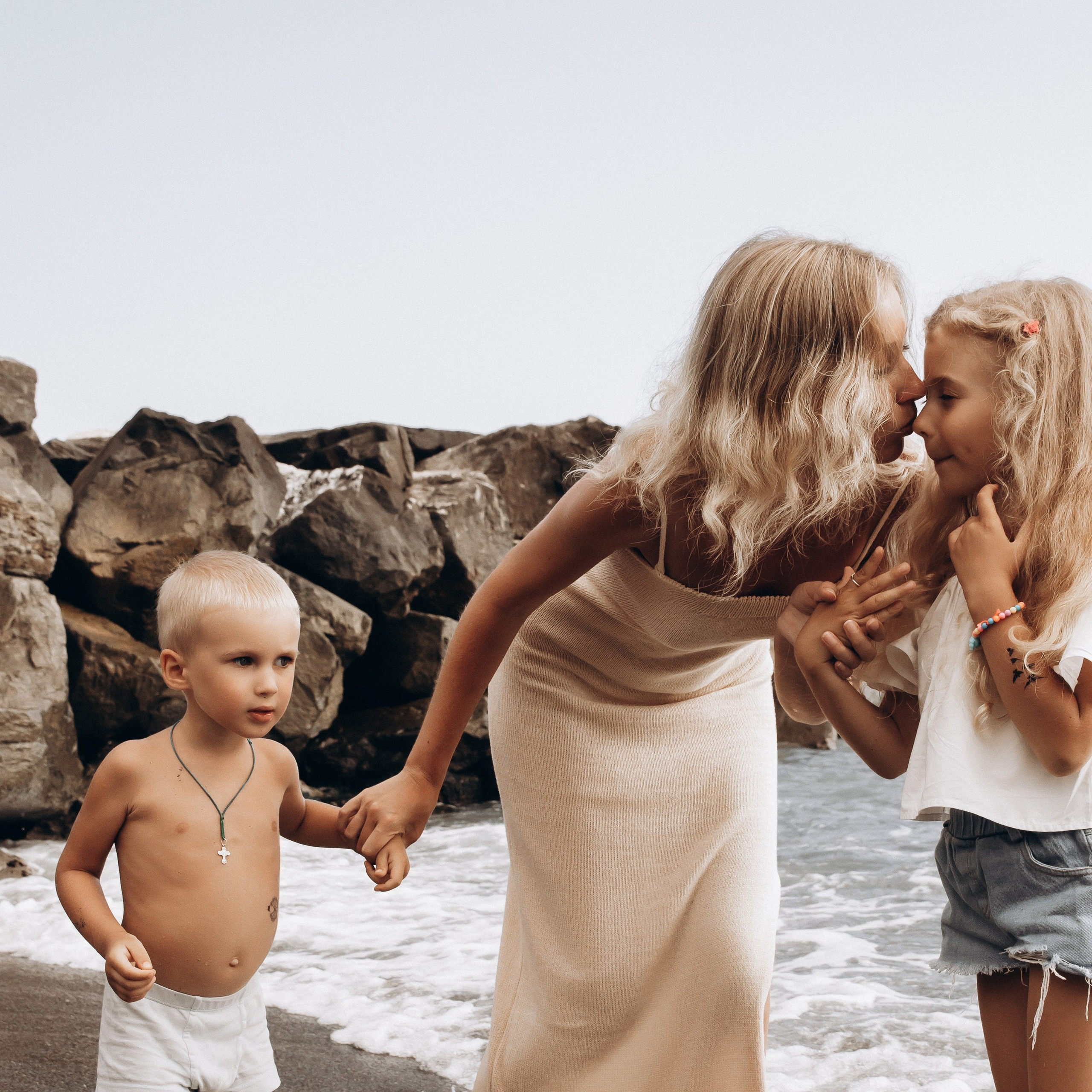 Юля, Ева, Рома