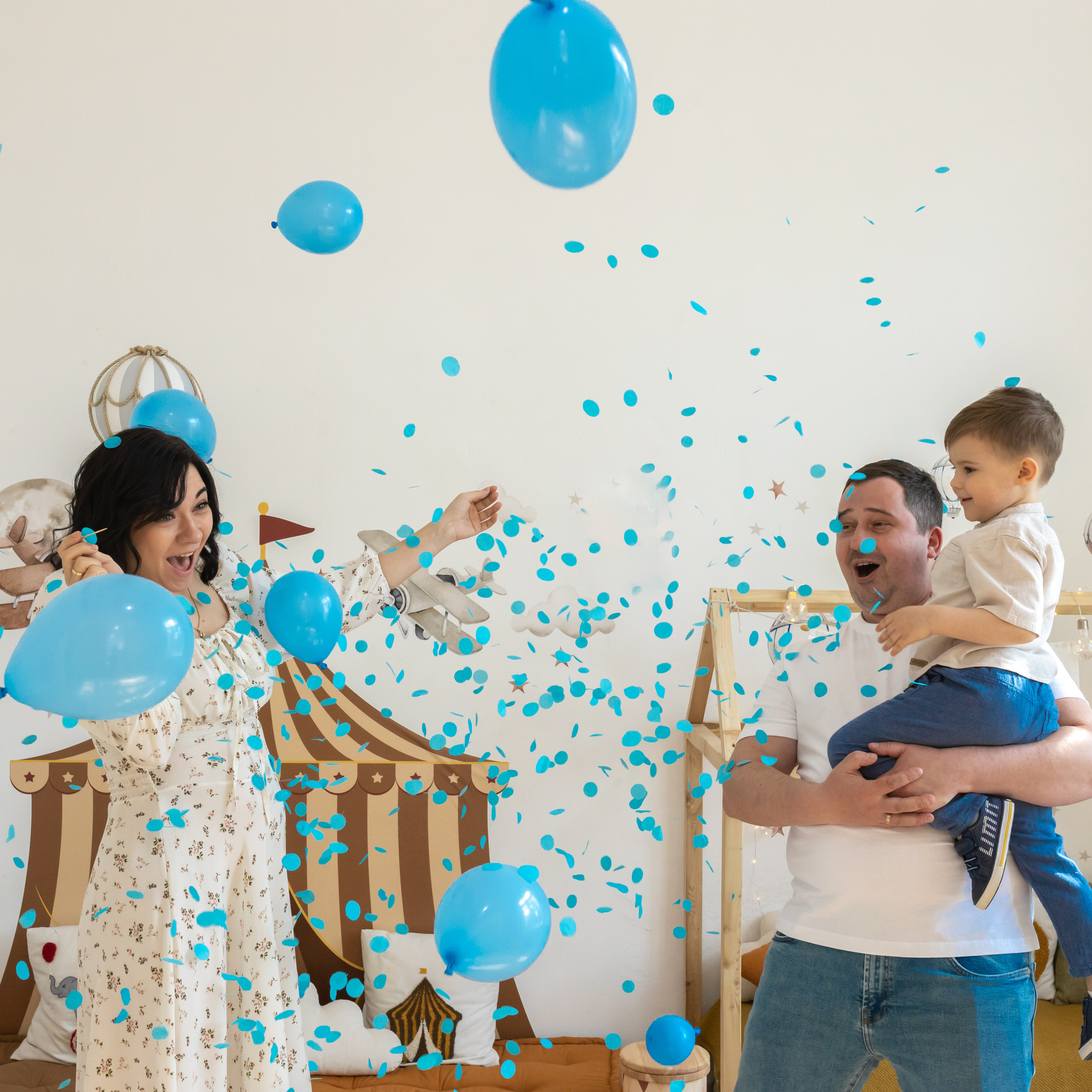 Андрей, Кристина, Данил, +1 малыш