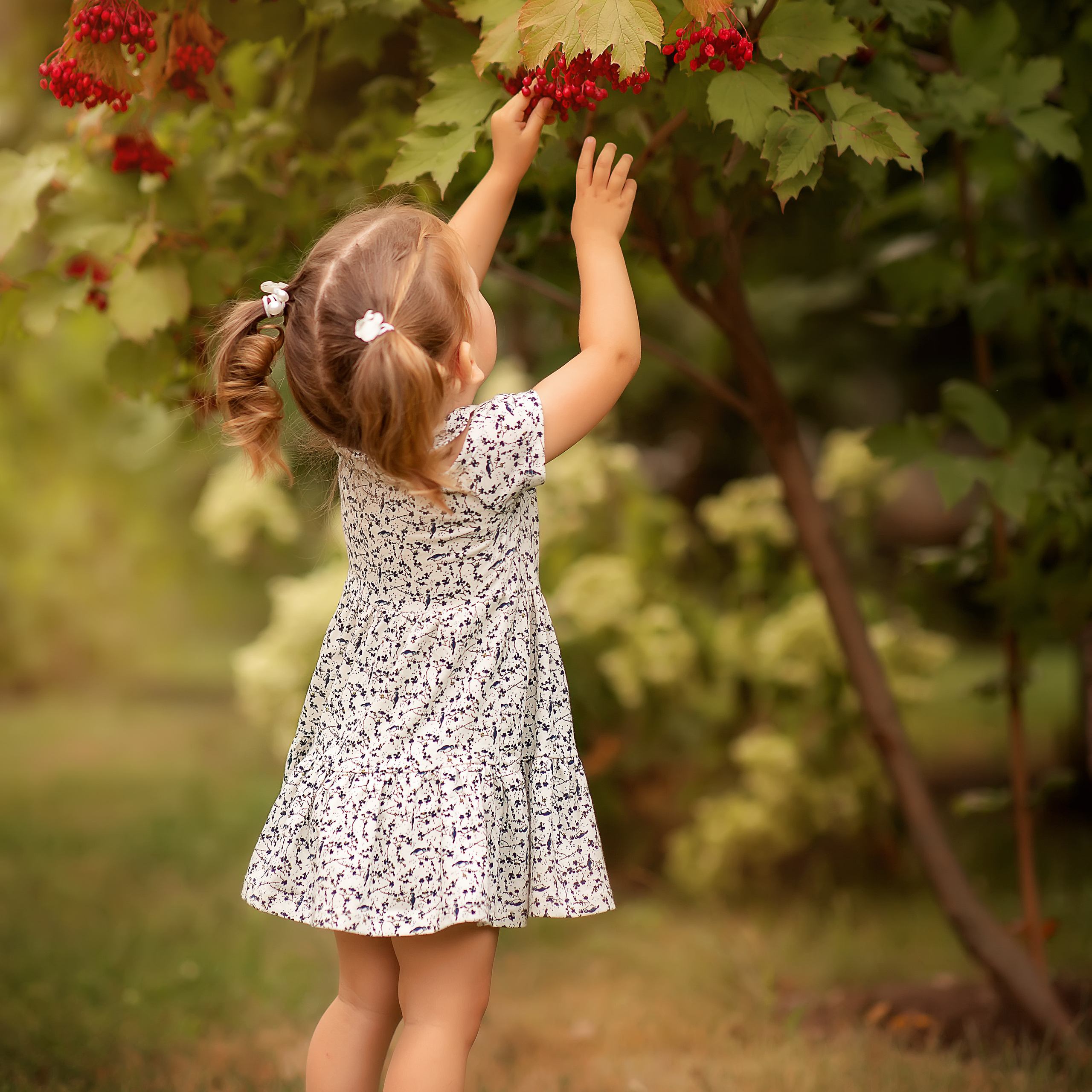 Аня, Максим и Викуся