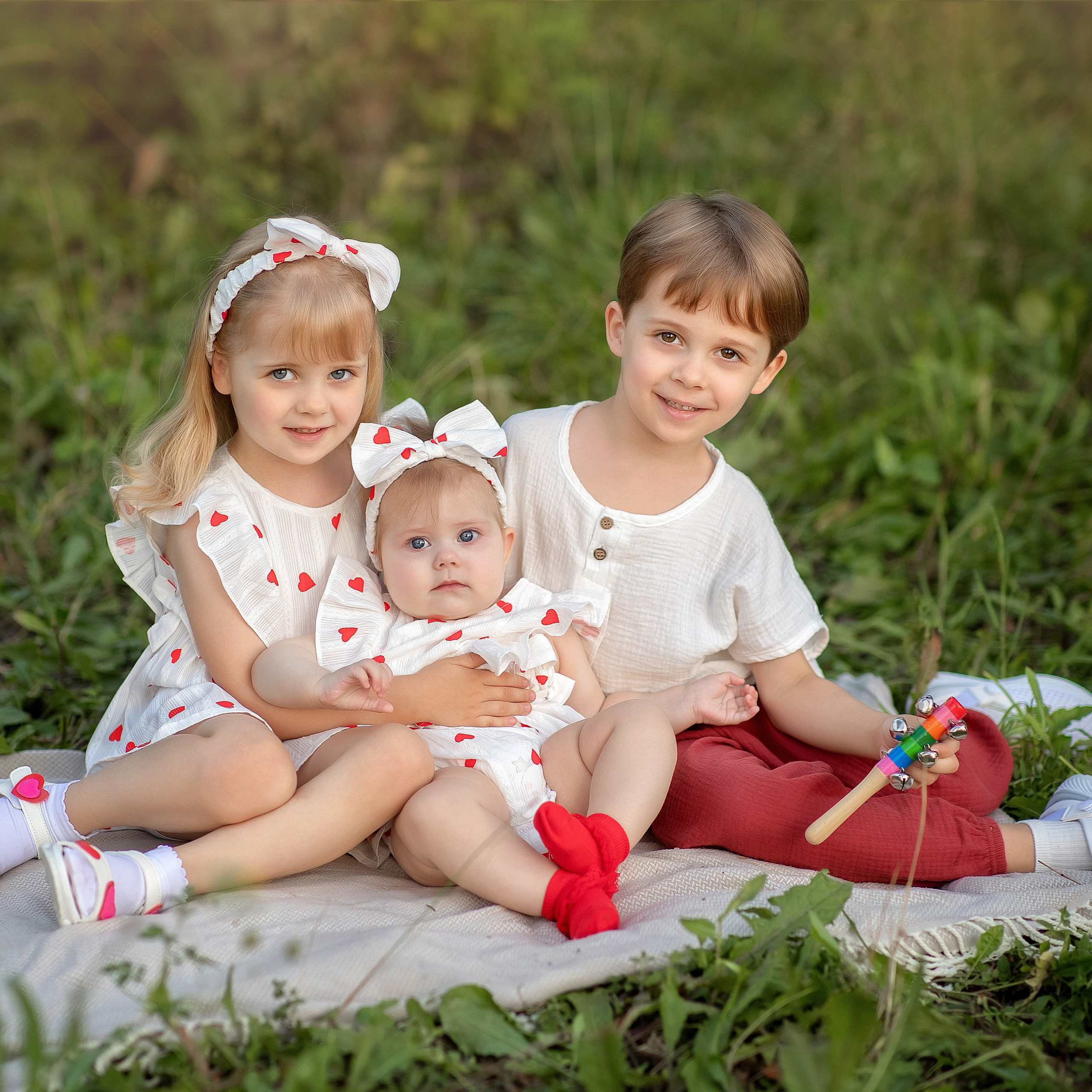 Варюша, Витюша и Аврора