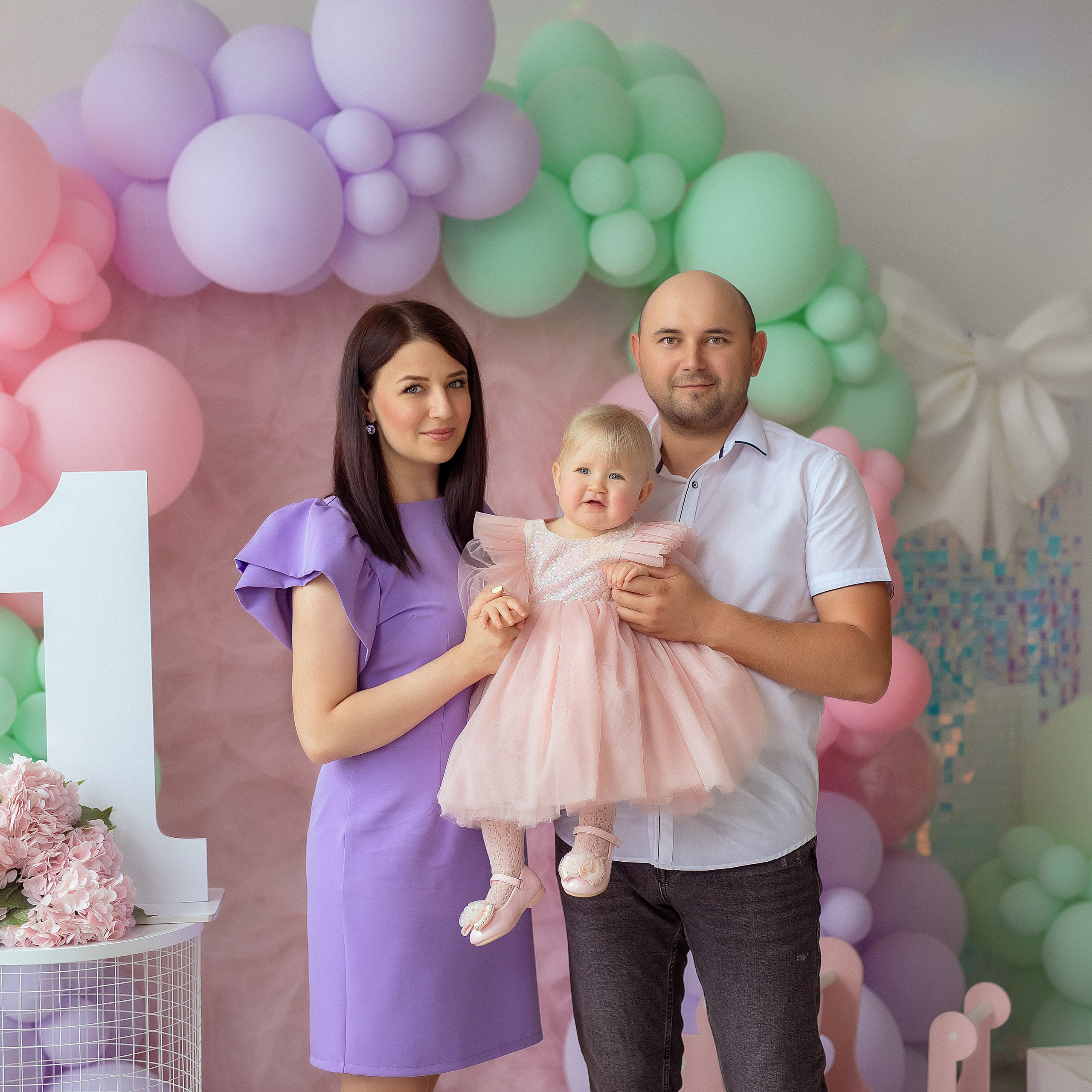 Аделина 1 годик