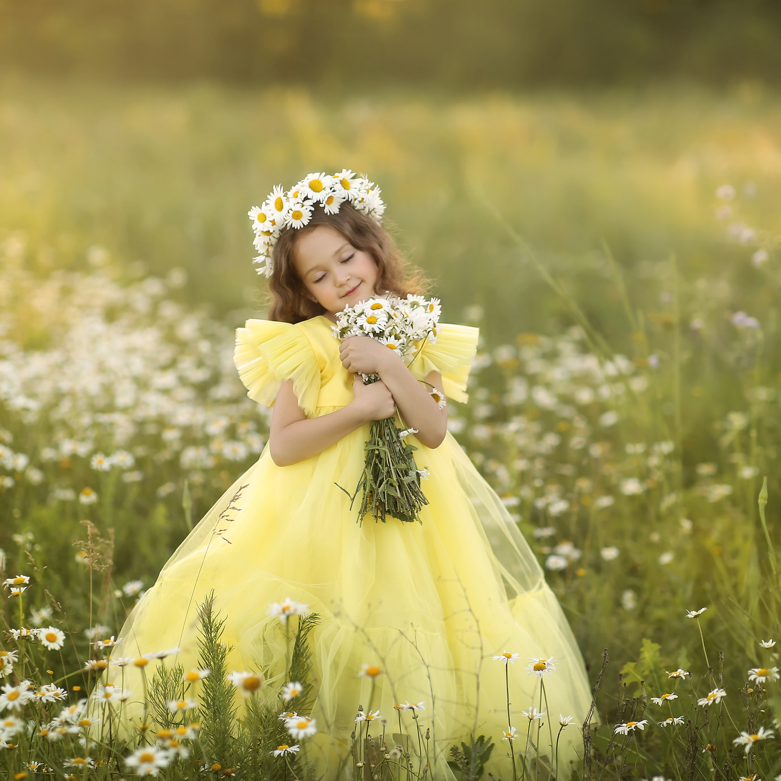 Карина и Даша ромашка