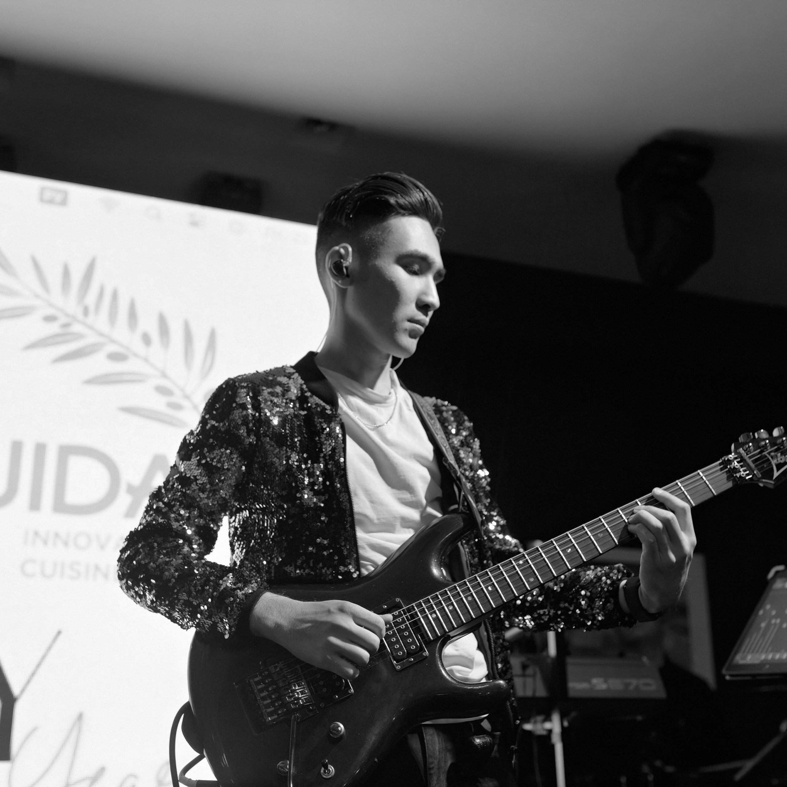 Лучший фотограф Атырау — мнения клиентов о работе Максима Стадниченко. Фотограф в Атырау Максим Стадниченко