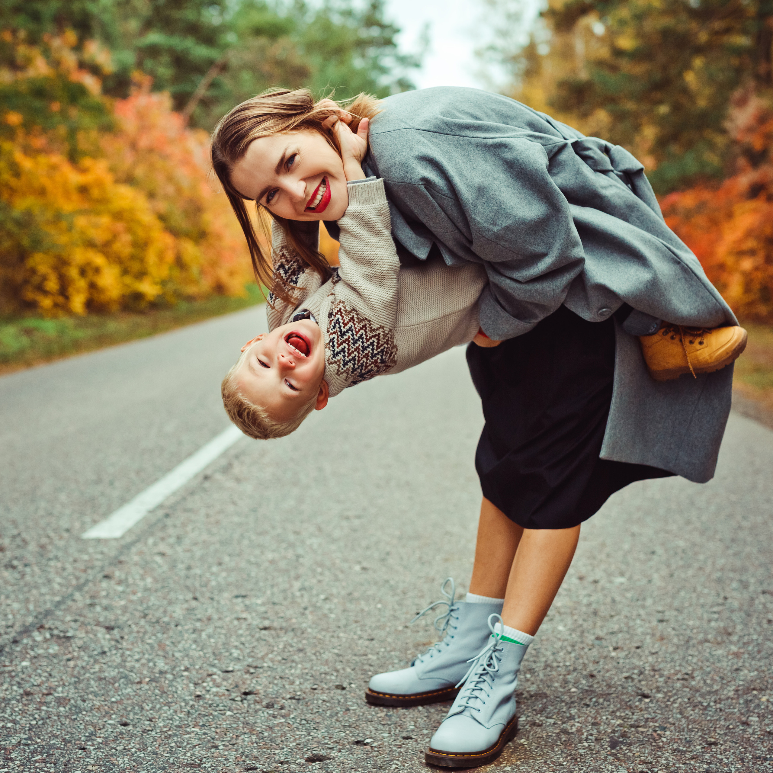 Катя с ребятами