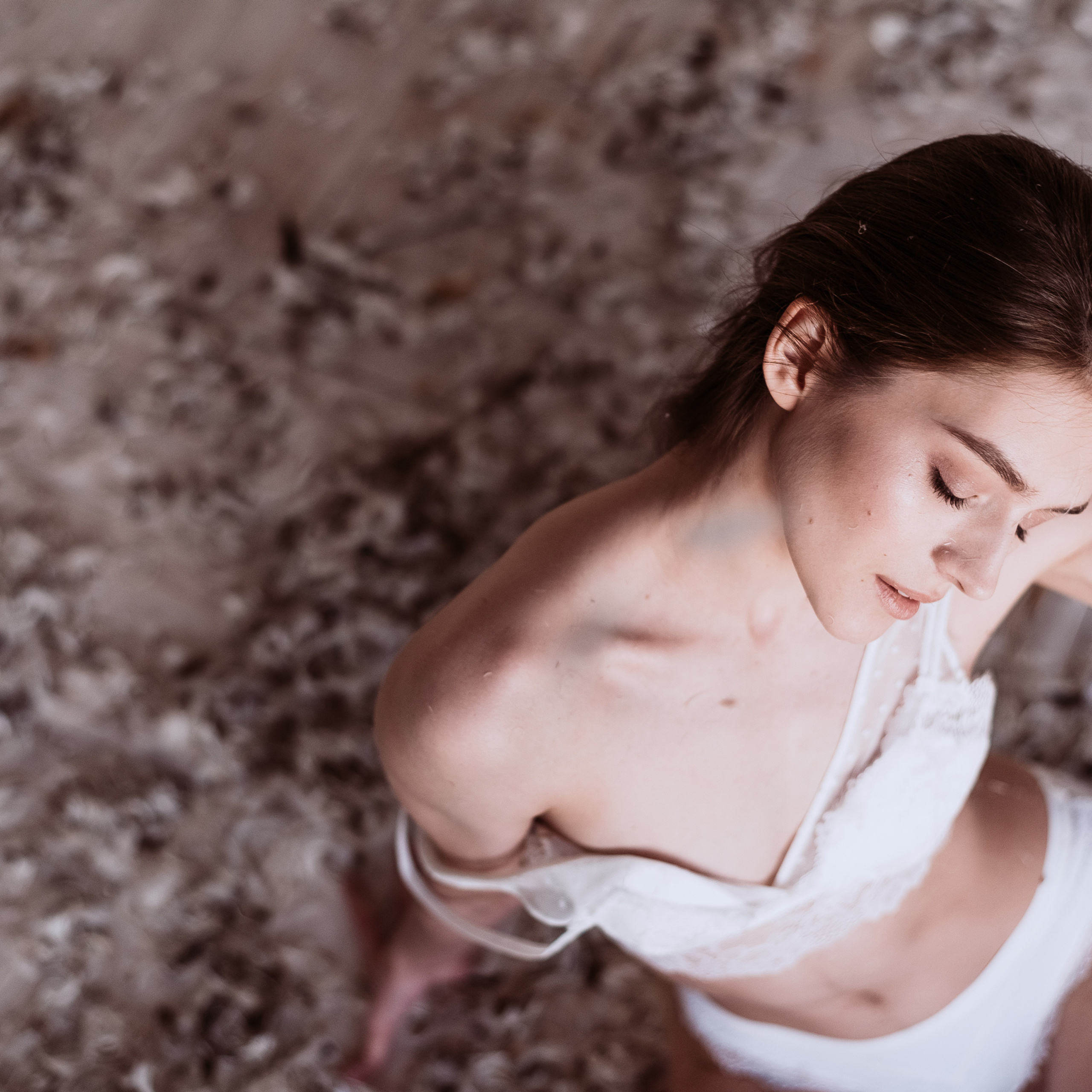 Больше перьев