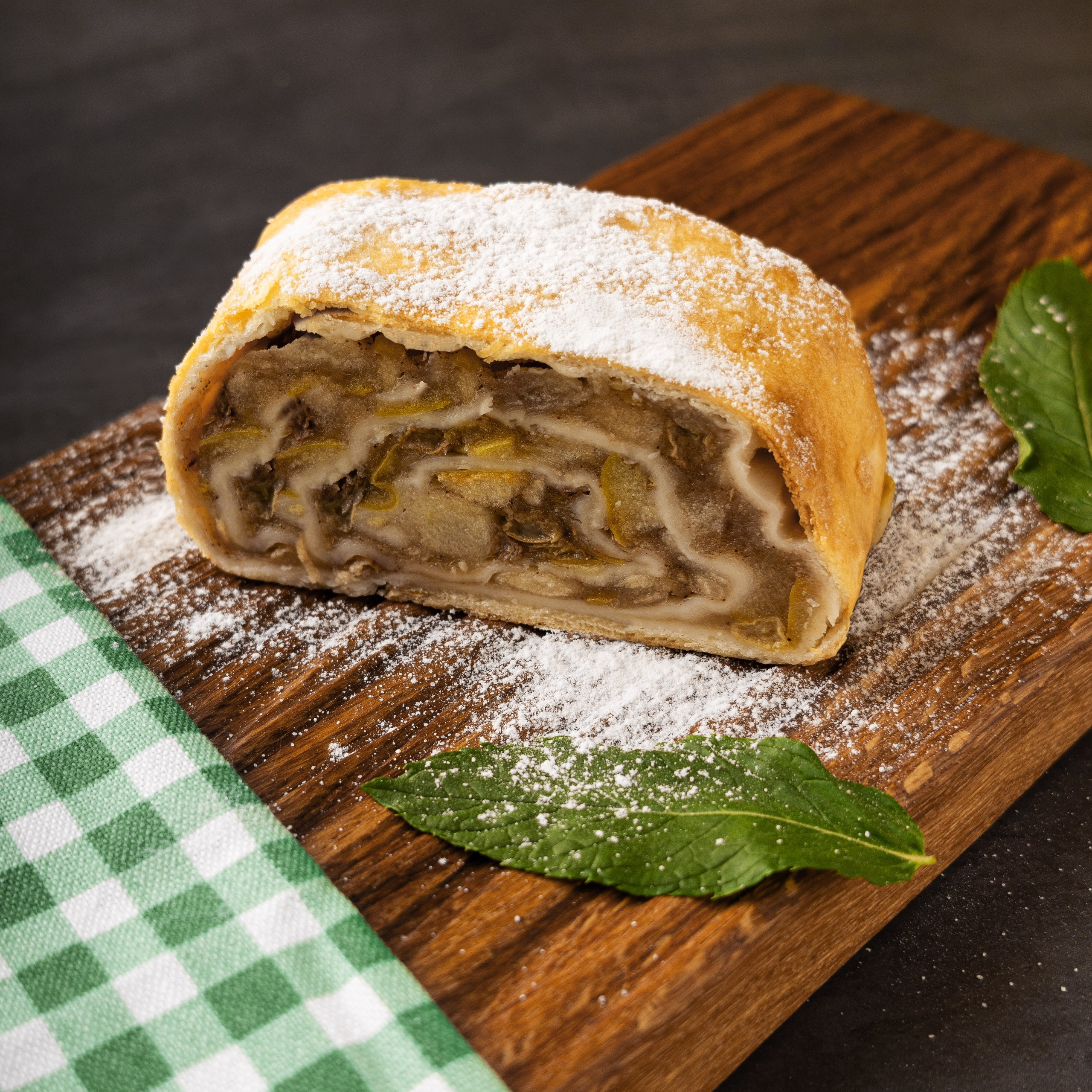 Съемка меню для кафе У озера