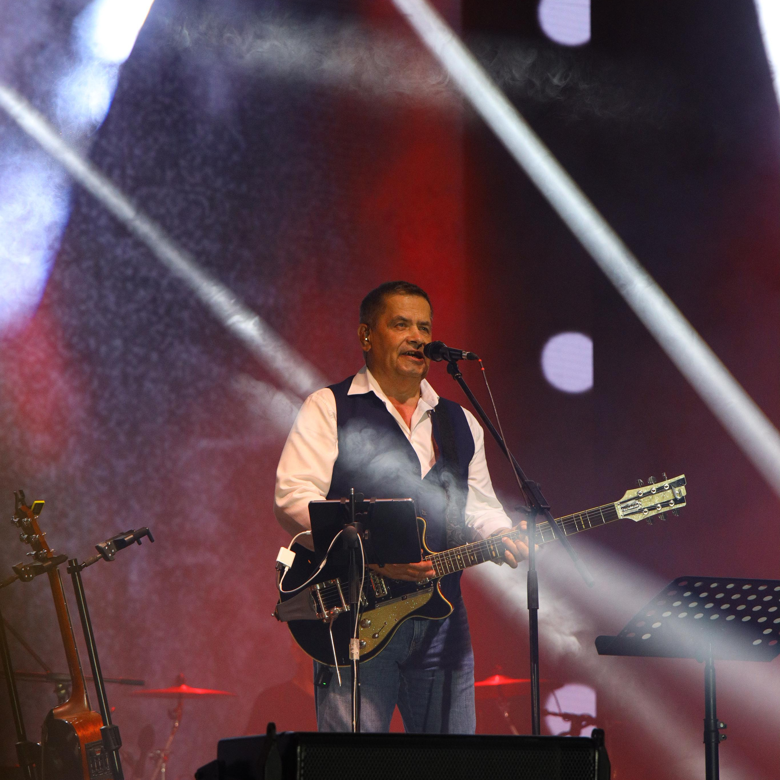 Хороша Родная. Концерт Николая Расторгуева и группы «ЛЮБЭ»