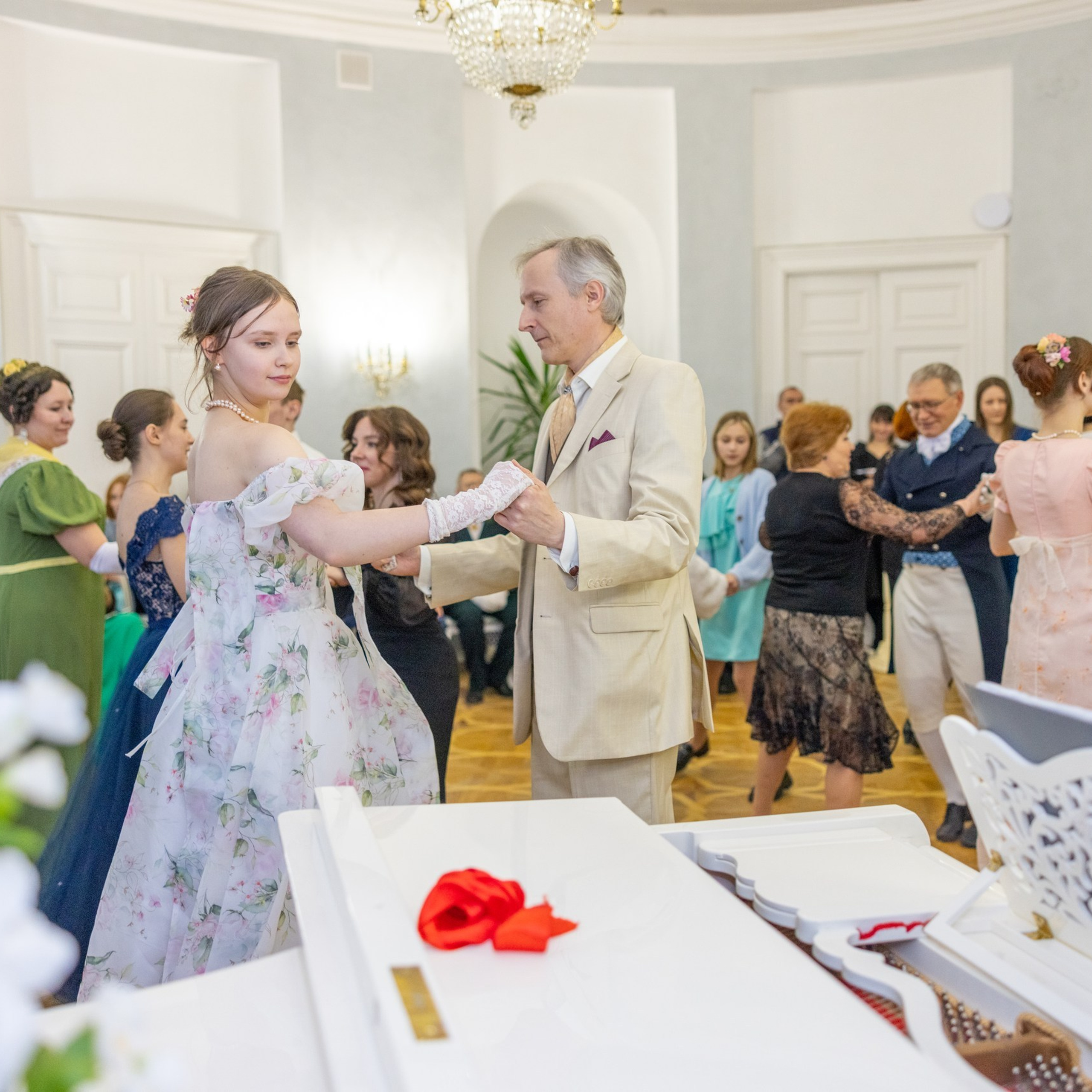 Бал во&nbsp;дворце Бобринских город Богородицк