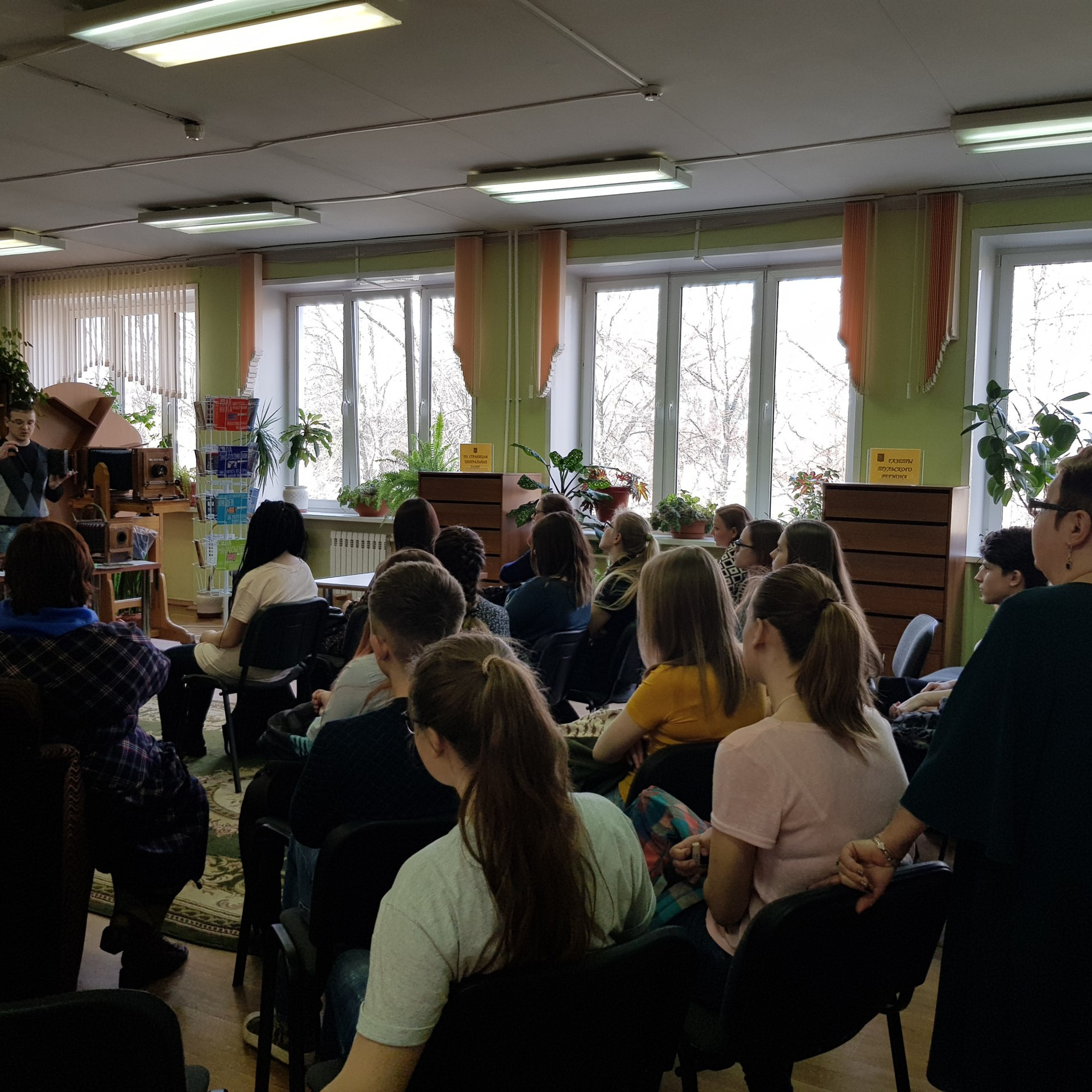 Выставки фототехники «От форматных до цифровых». Фотограф в Туле Крупский АнДРей. Фотостудия «КАДР71» в Туле