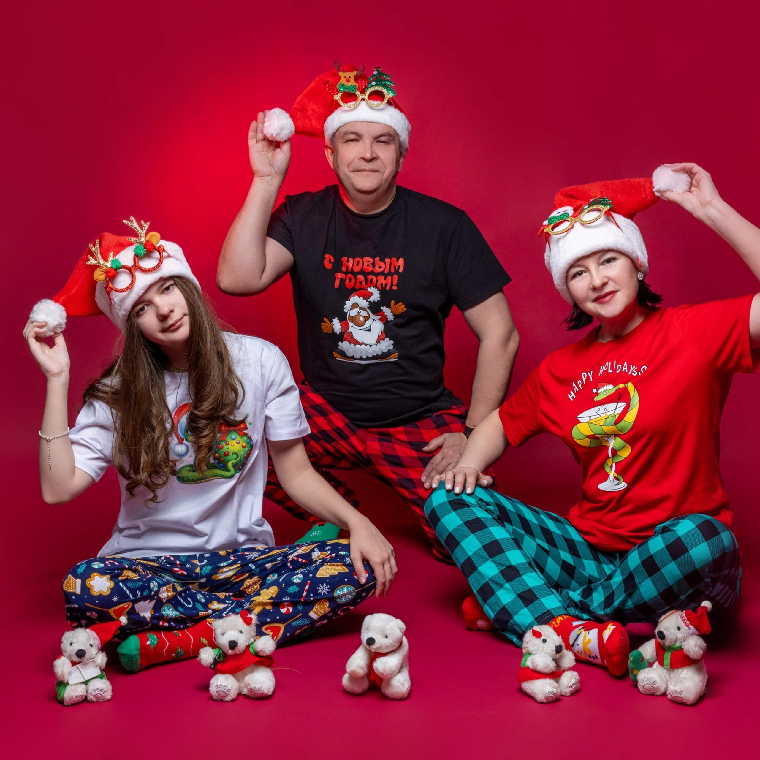 Семейная новогодняя съемка на фонах
