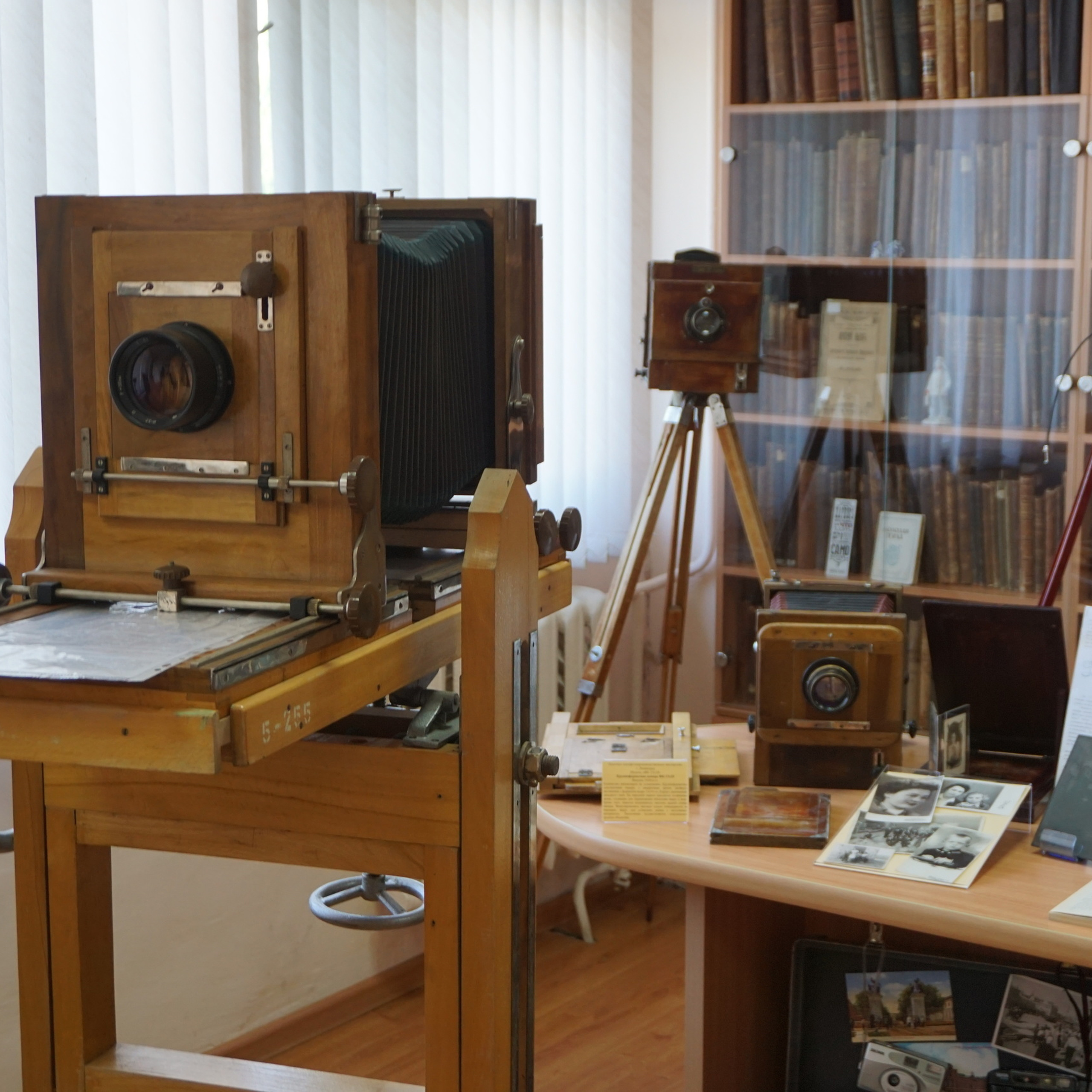 Выставки фототехники «От форматных до цифровых». Фотограф в Туле Крупский АнДРей. Фотостудия «КАДР71» в Туле