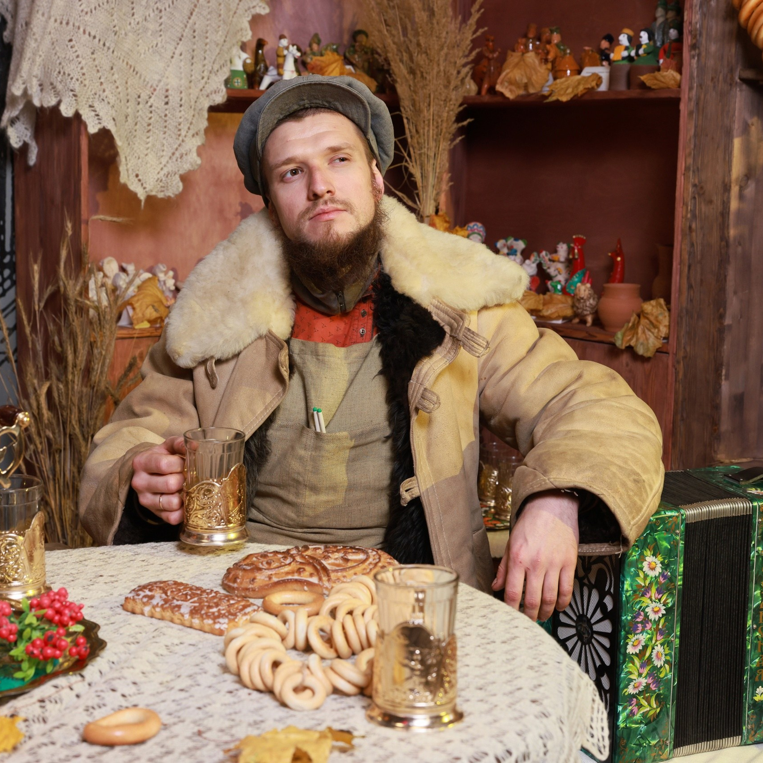 Фотозона в народном стиле с самоваром в «Добродее»