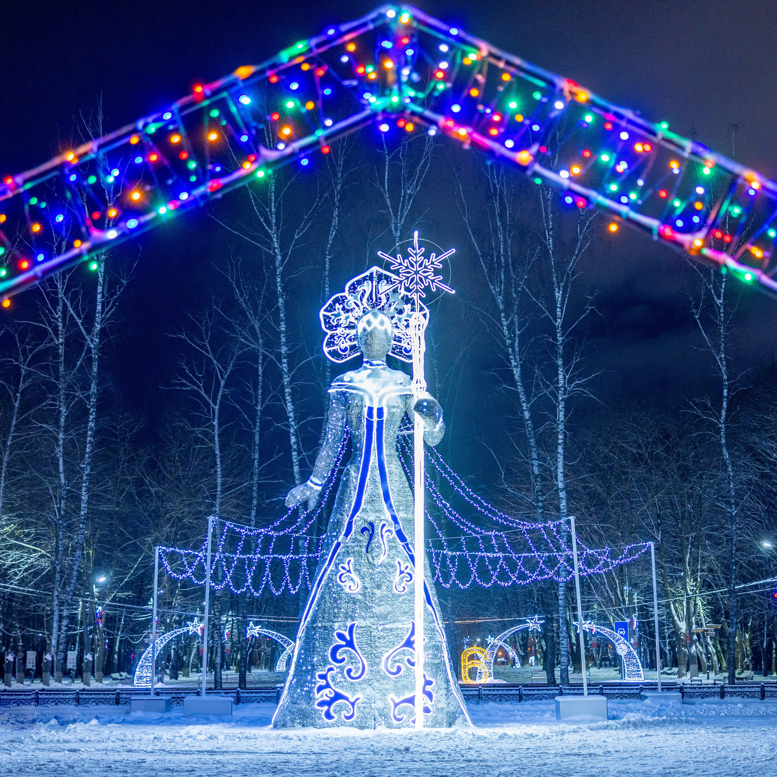 Снежная Королева в ЦПКиО им П. П. Белоусова