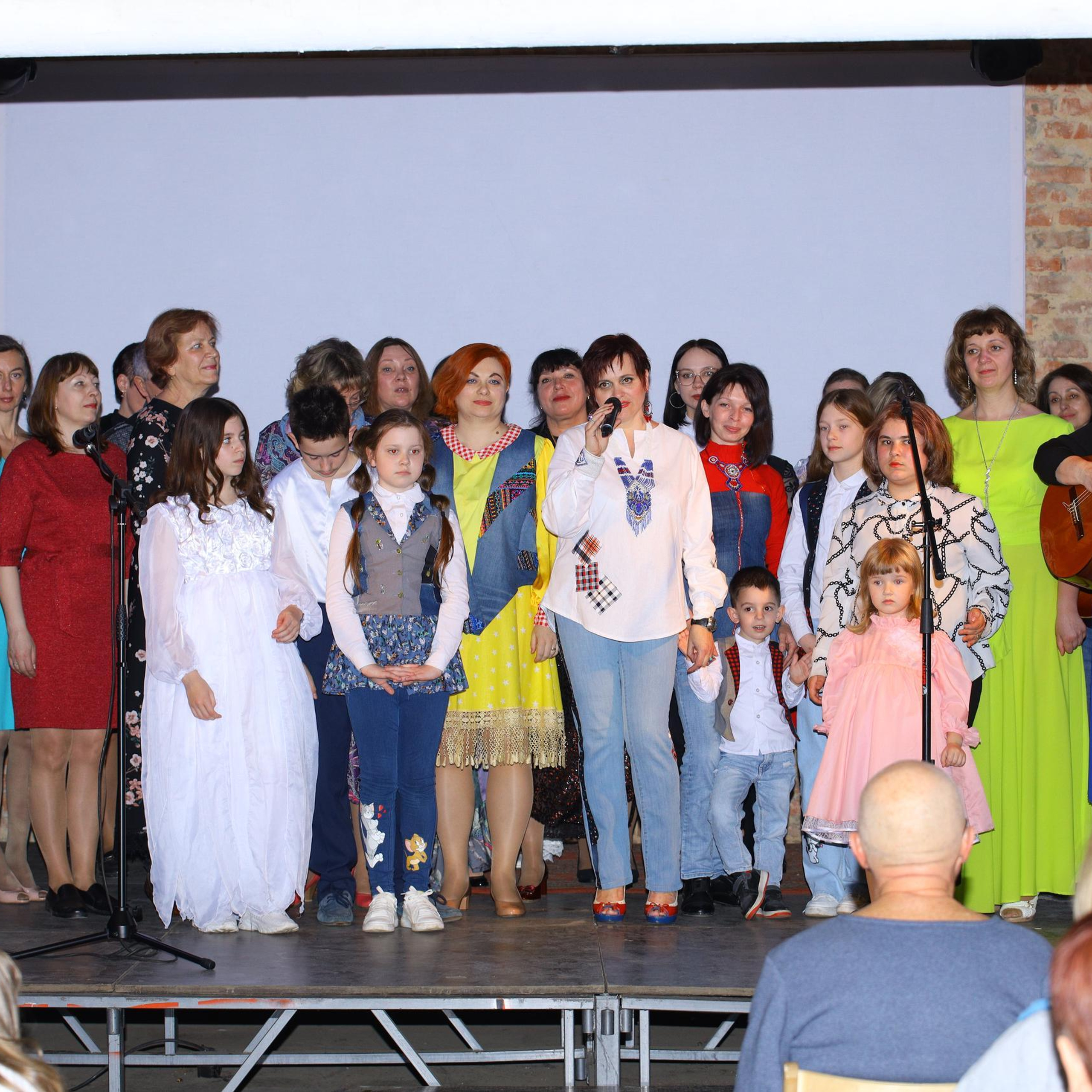 Музыка весны. Показ мод и концерт.