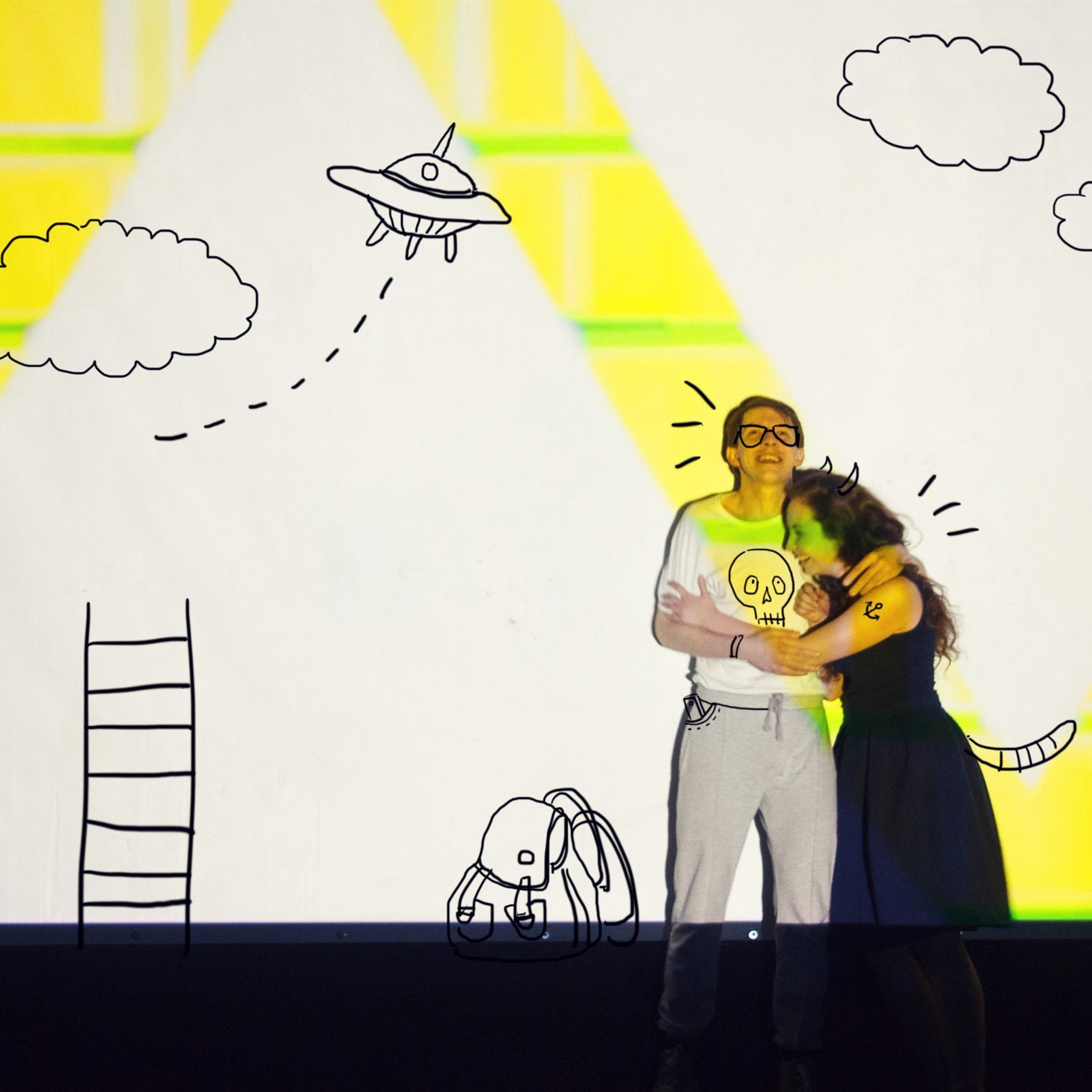 2017 г режиссёр спектакля «АВГУСТИЮЛЬ» Санкт-Петербург