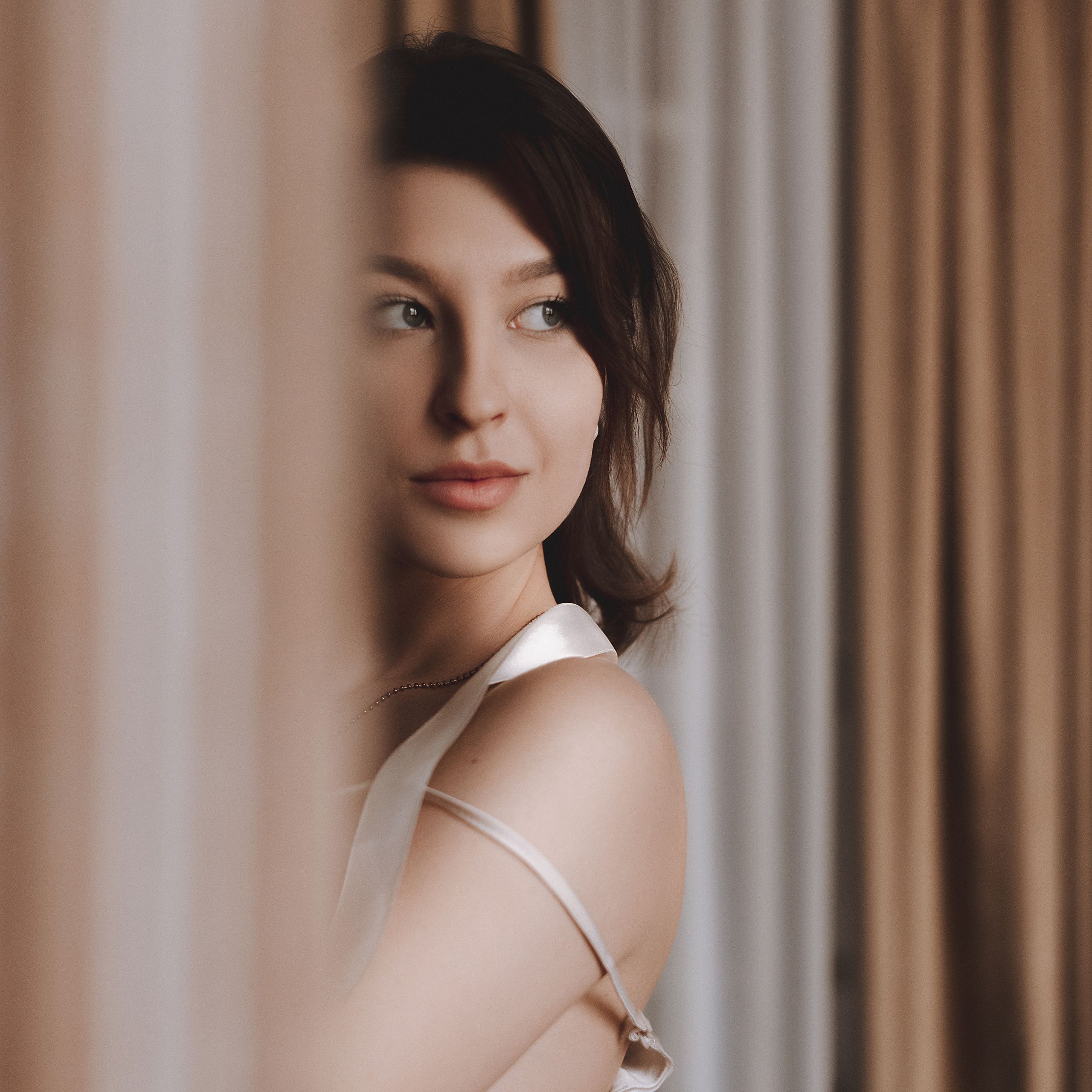 Женские портретные фотосессии в Москве от фотографа Анастасии Инвиш. Эротическая фотосессия в стилю ню в Москве — заказать ню фотосессию от 19 800 руб!