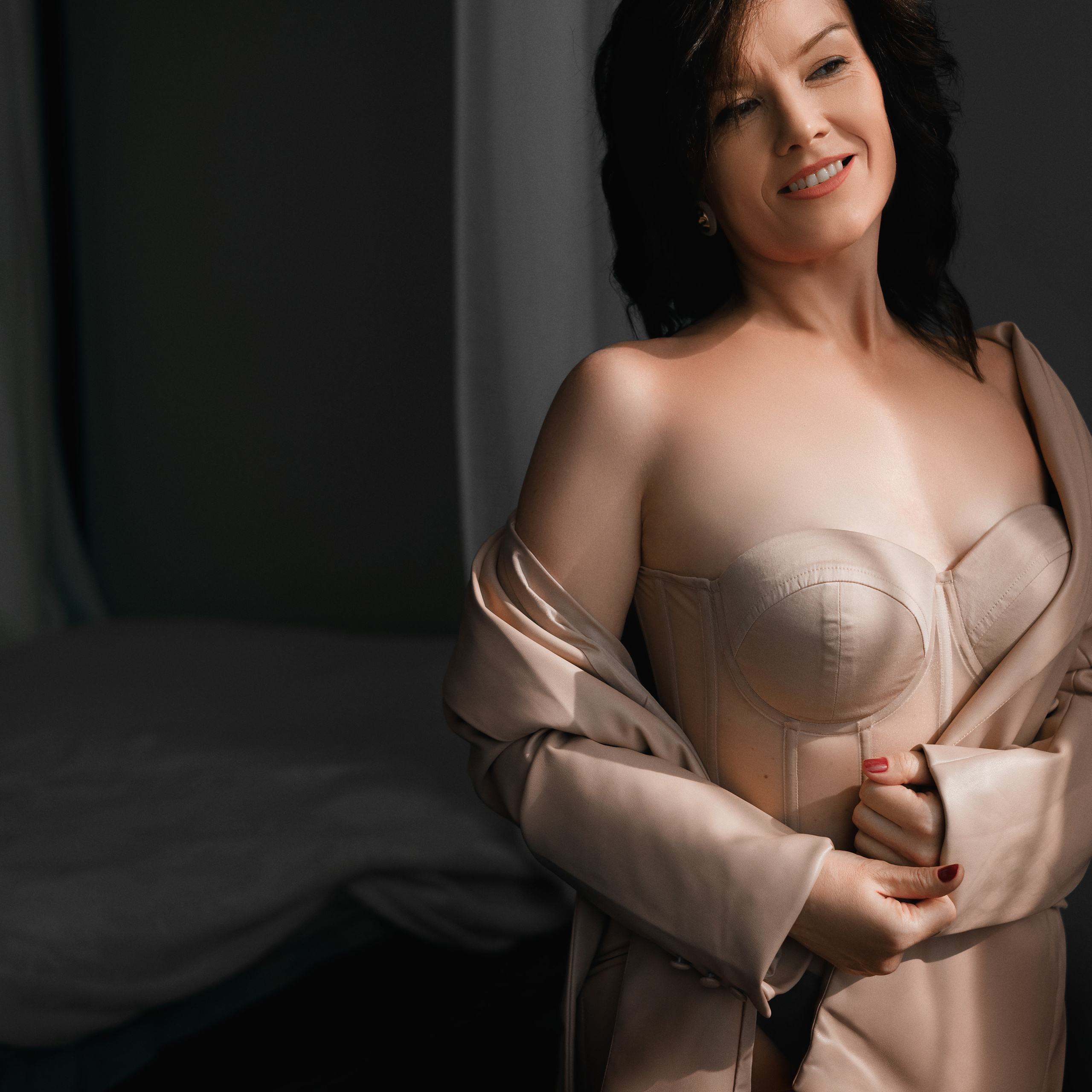 Женские портретные фотосессии в Москве от фотографа Анастасии Инвиш. Эротическая фотосессия в стилю ню в Москве — заказать ню фотосессию от 19 800 руб!