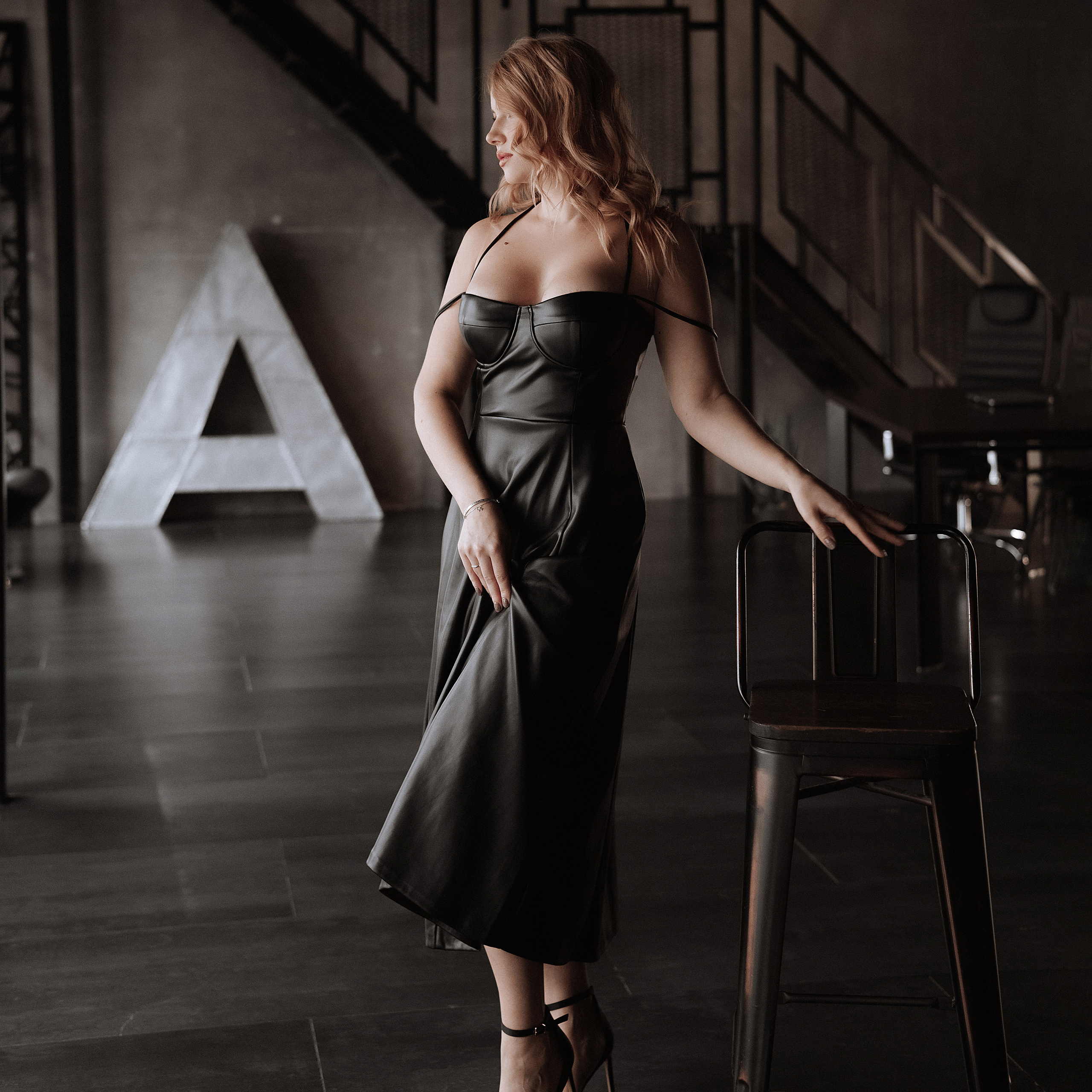 Женские портретные фотосессии в Москве от фотографа Анастасии Инвиш. Эротическая фотосессия в стилю ню в Москве — заказать ню фотосессию от 19 800 руб!