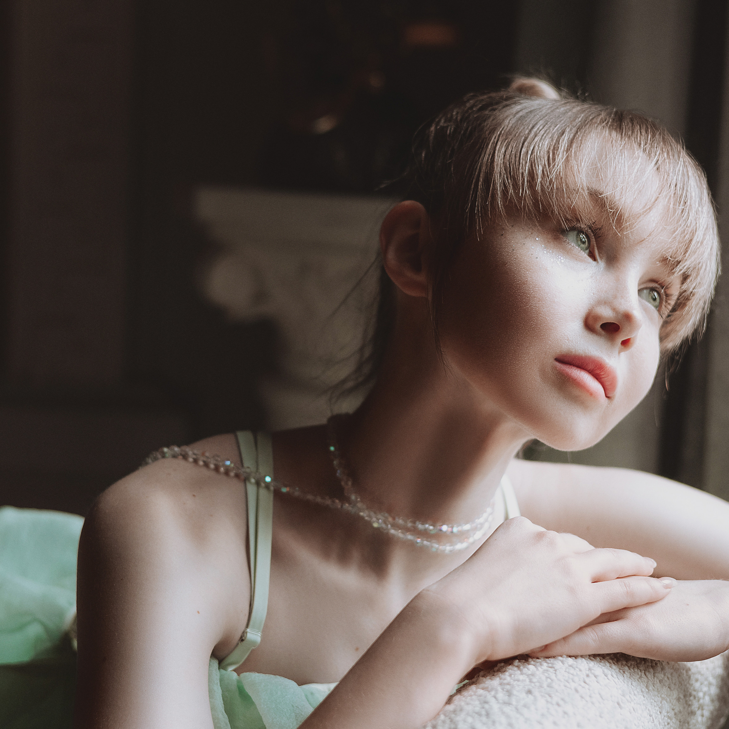 Женские портретные фотосессии в Москве от фотографа Анастасии Инвиш. Эротическая фотосессия в стилю ню в Москве — заказать ню фотосессию от 19 800 руб!