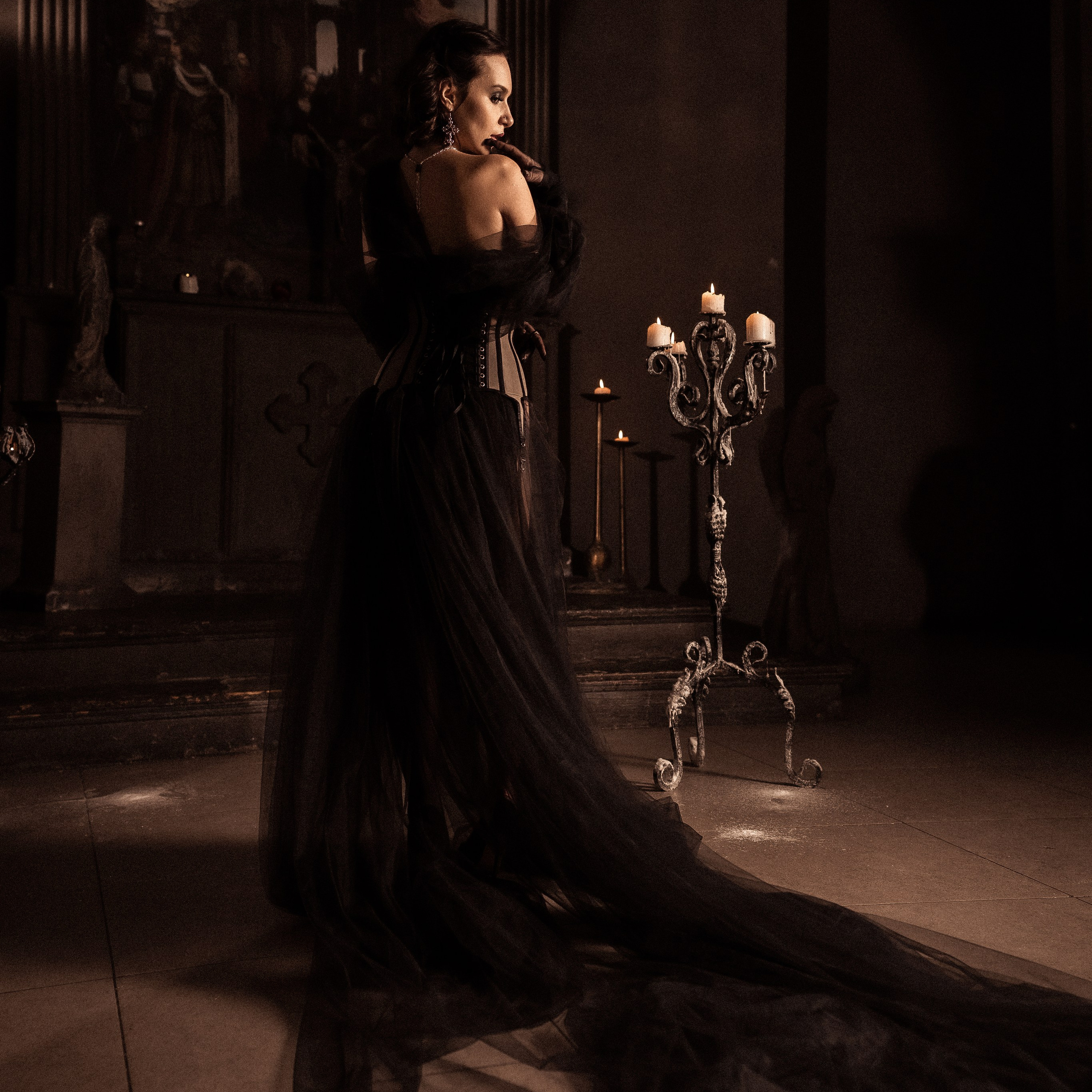 Женские портретные фотосессии в Москве от фотографа Анастасии Инвиш. Эротическая фотосессия в стилю ню в Москве — заказать ню фотосессию от 19 800 руб!