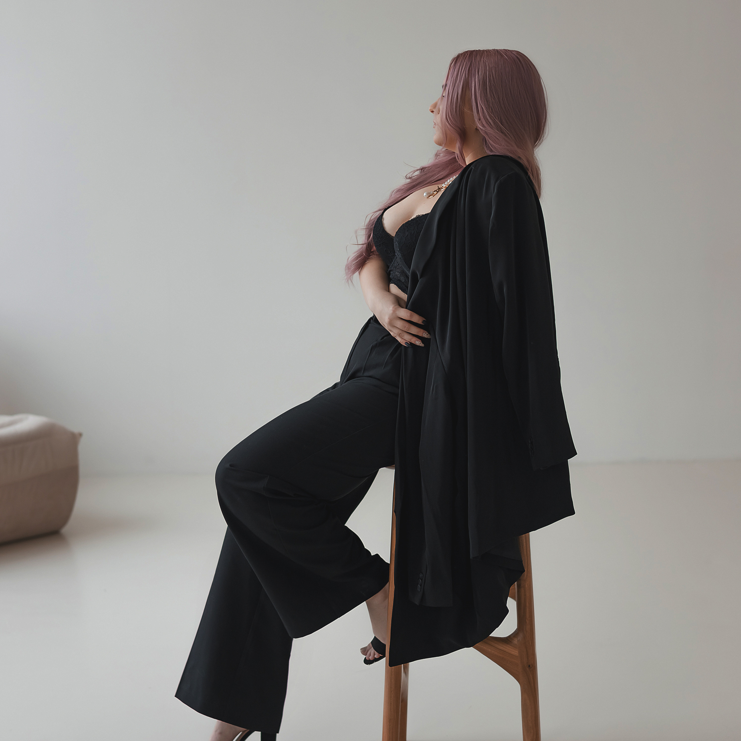 Женские портретные фотосессии в Москве от фотографа Анастасии Инвиш. Эротическая фотосессия в стилю ню в Москве — заказать ню фотосессию от 19 800 руб!