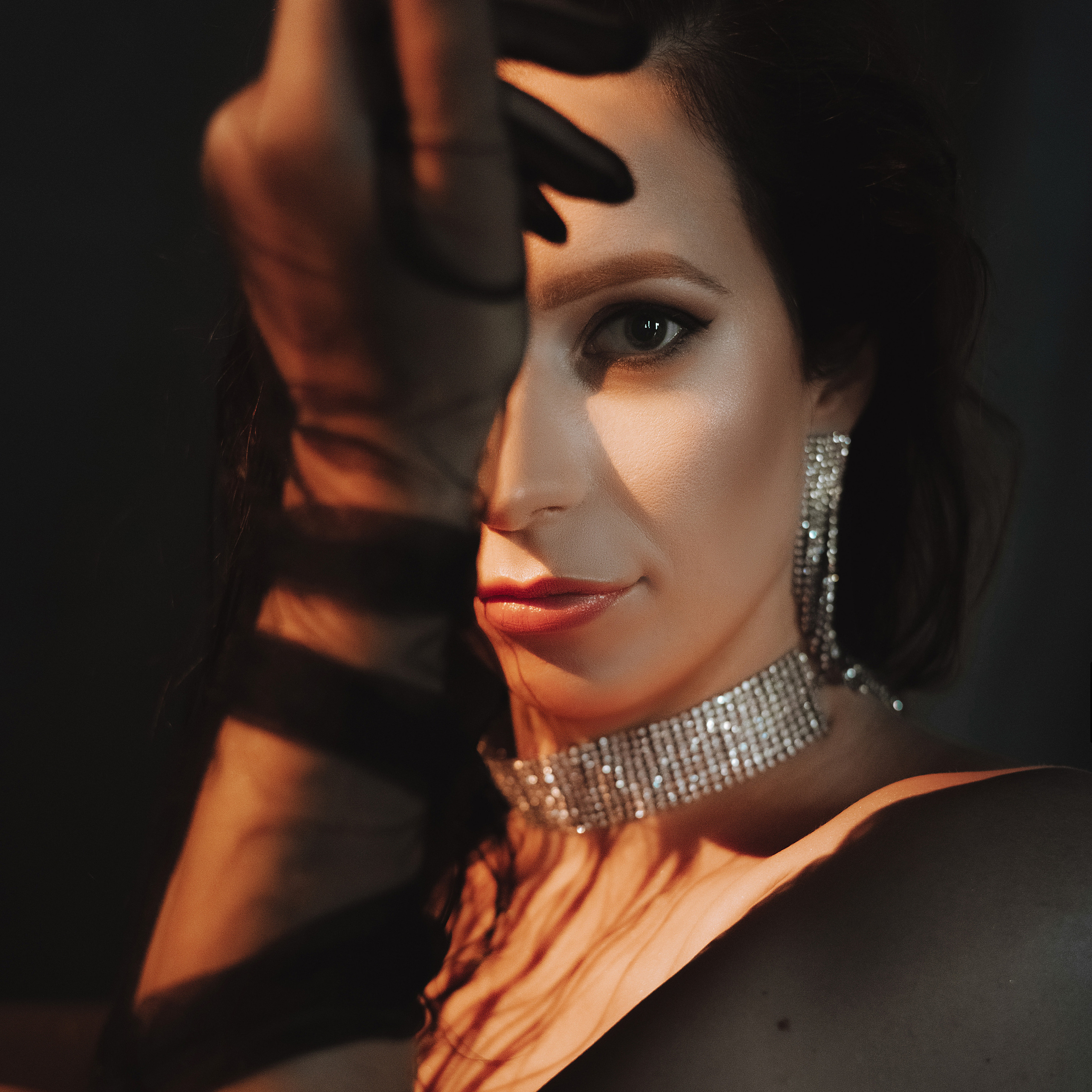 Женские портретные фотосессии в Москве от фотографа Анастасии Инвиш. Эротическая фотосессия в стилю ню в Москве — заказать ню фотосессию от 19 800 руб!