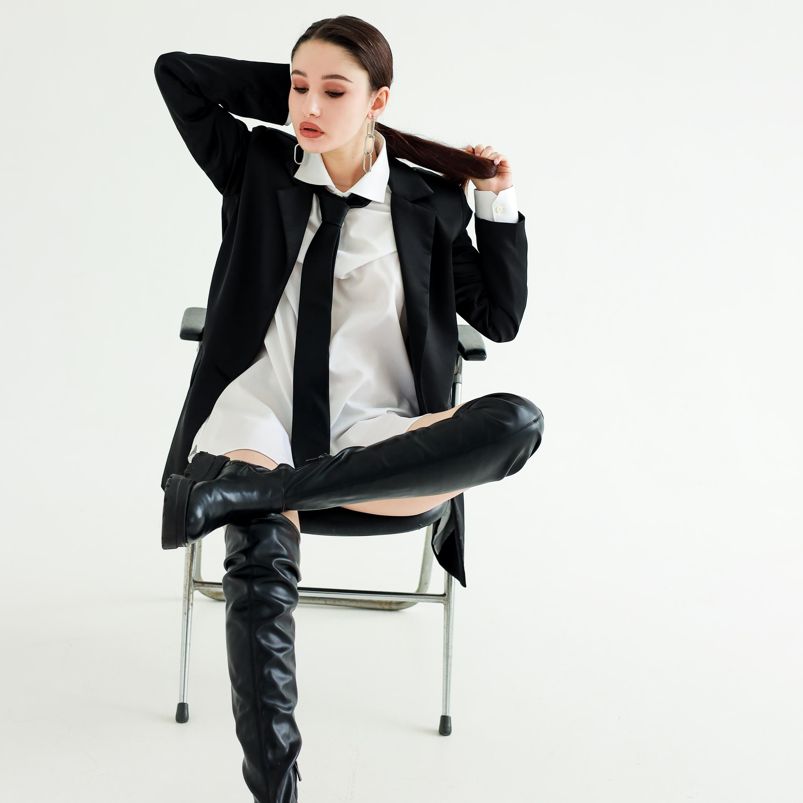 Женские портретные фотосессии в Москве от фотографа Анастасии Инвиш. Эротическая фотосессия в стилю ню в Москве — заказать ню фотосессию от 19 800 руб!