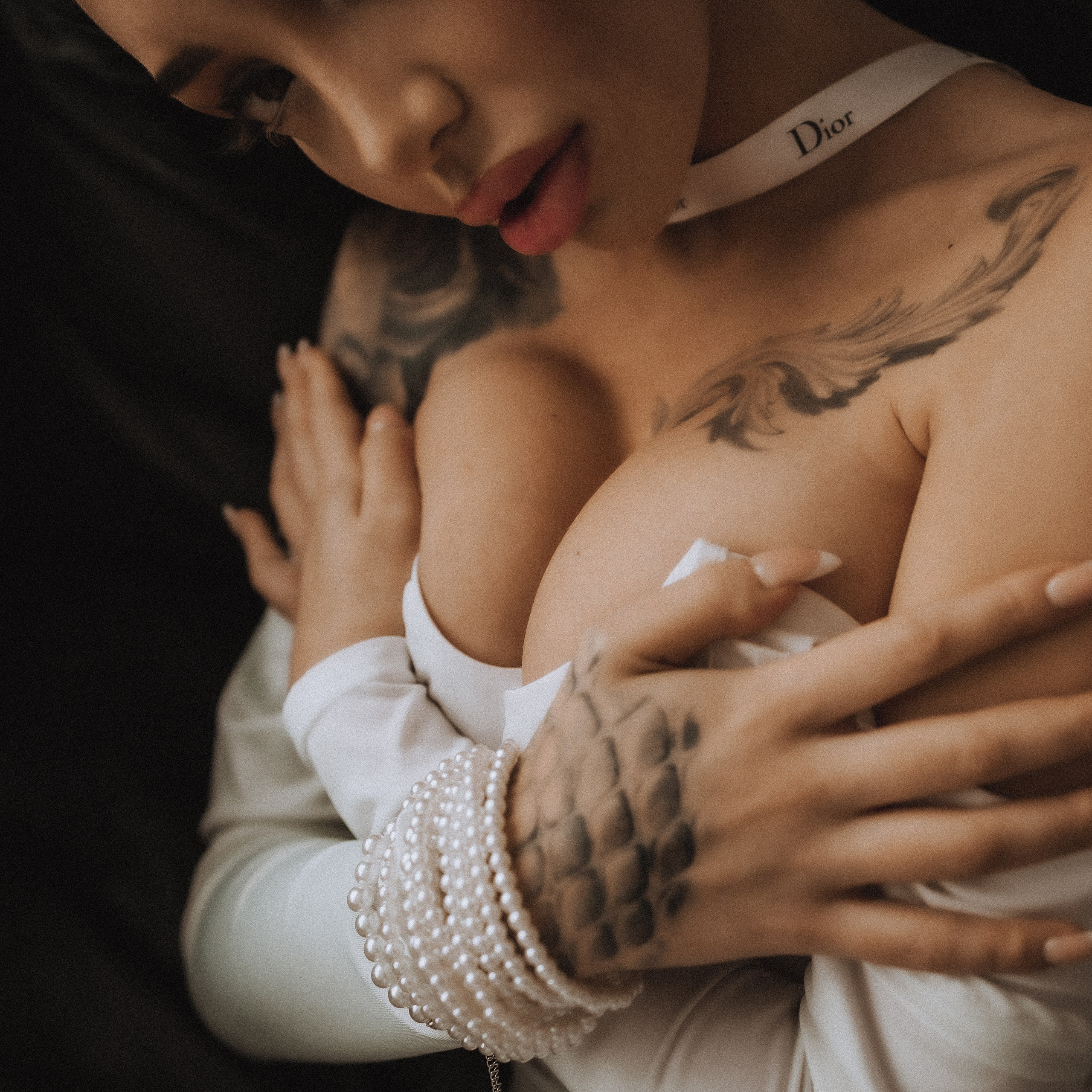 Женские портретные фотосессии в Москве от фотографа Анастасии Инвиш. Эротическая фотосессия в стилю ню в Москве — заказать ню фотосессию от 19 800 руб!