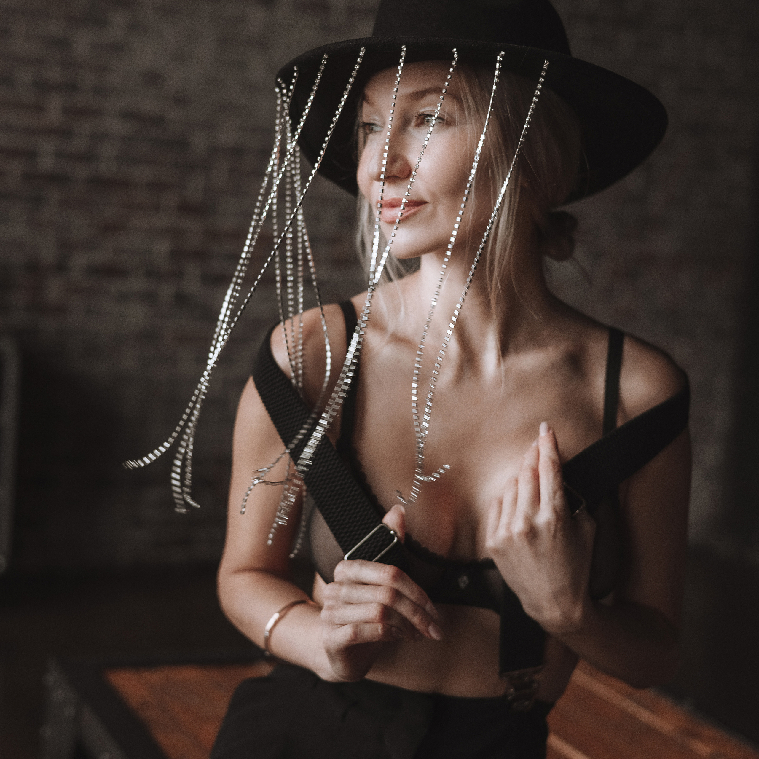 Женские портретные фотосессии в Москве от фотографа Анастасии Инвиш. Эротическая фотосессия в стилю ню в Москве — заказать ню фотосессию от 19 800 руб!