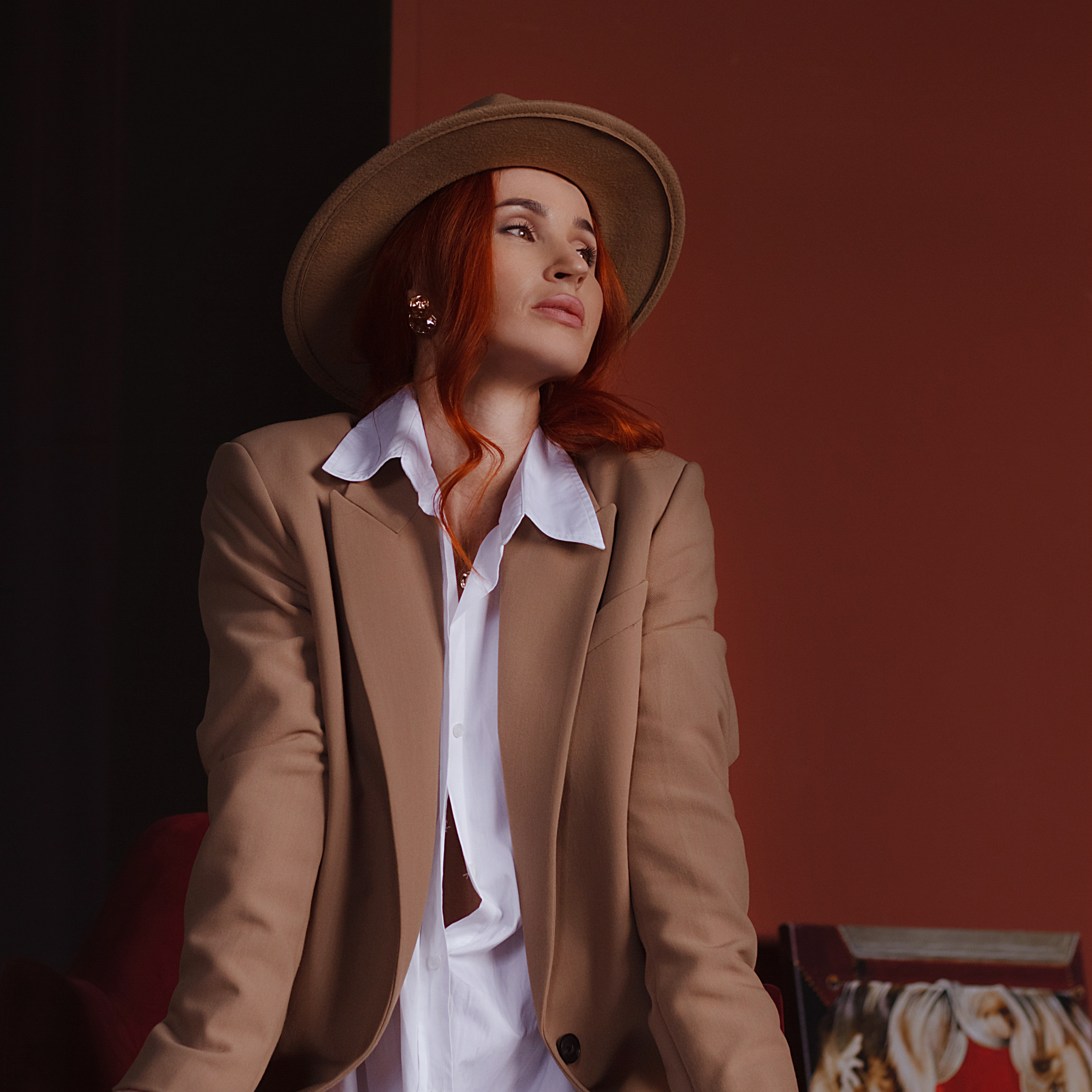 Женские портретные фотосессии в Москве от фотографа Анастасии Инвиш. Эротическая фотосессия в стилю ню в Москве — заказать ню фотосессию от 19 800 руб!